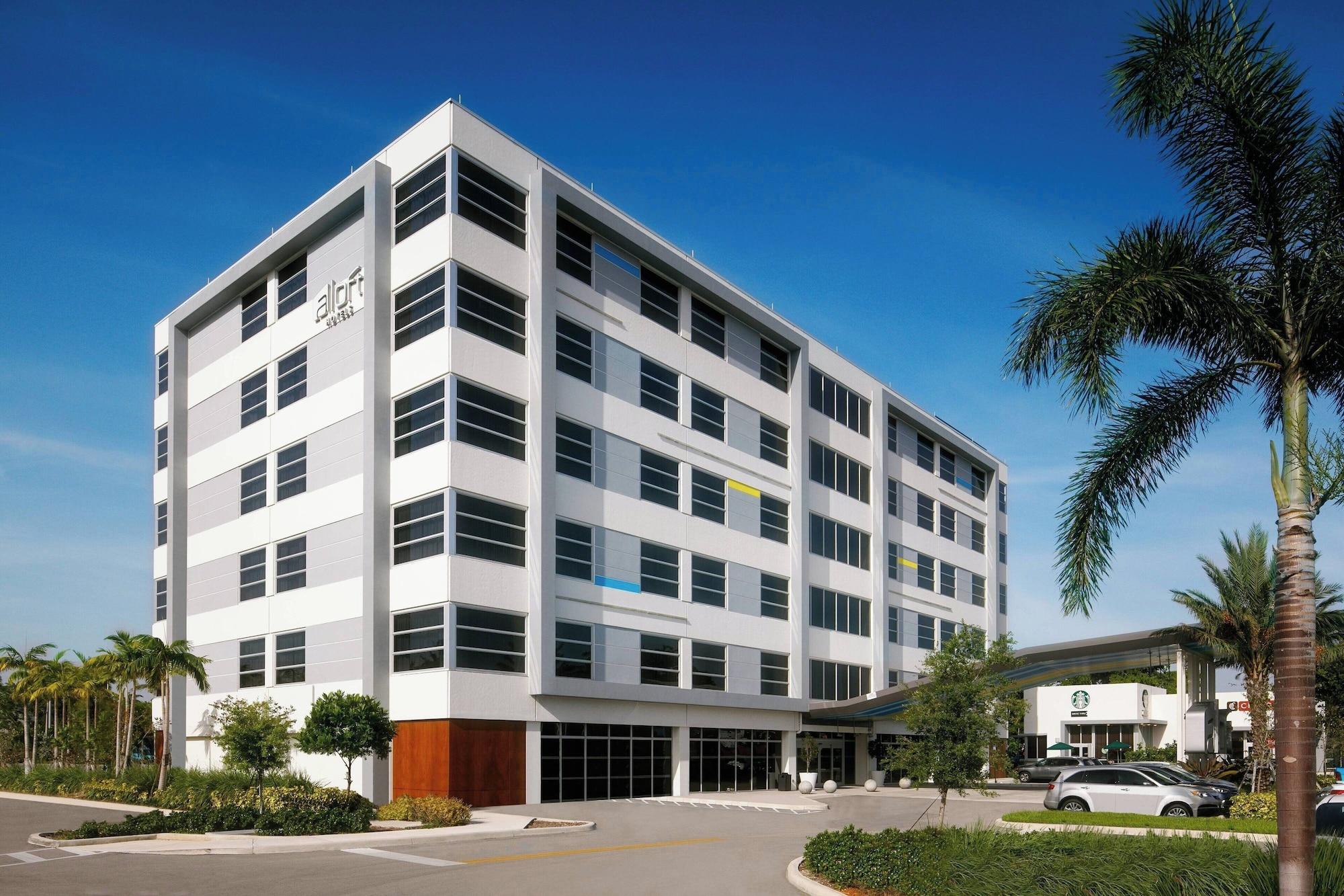 Vista Exterior Aloft by Marriott Miami Airport
