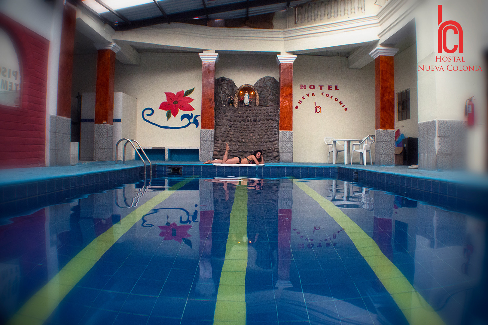 Vista Piscina Hostal Nueva Colonia