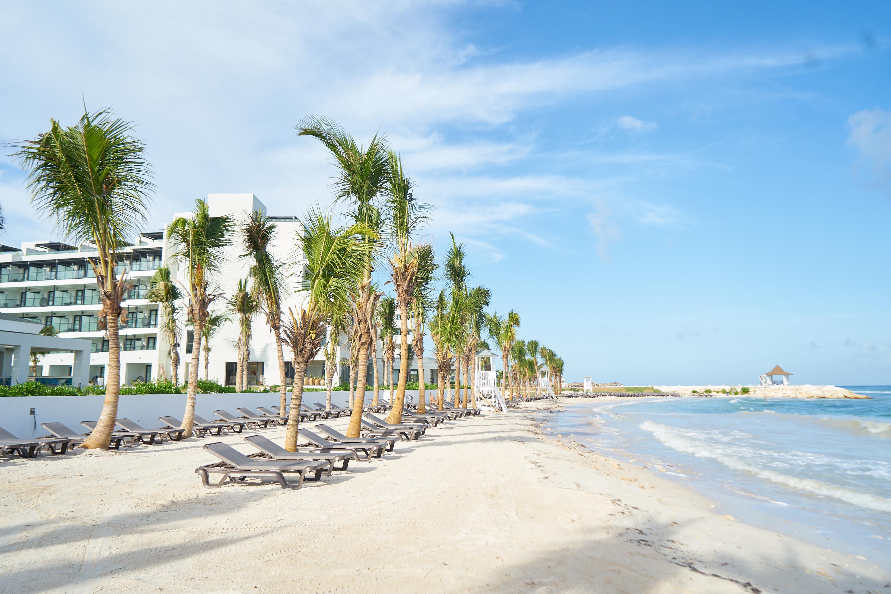 Playa Ocean Eden Bay