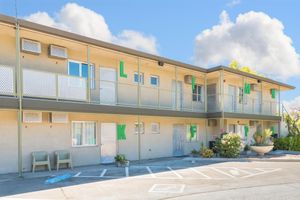 Alojamiento - The Greens Hotel - Del Paso Blvd