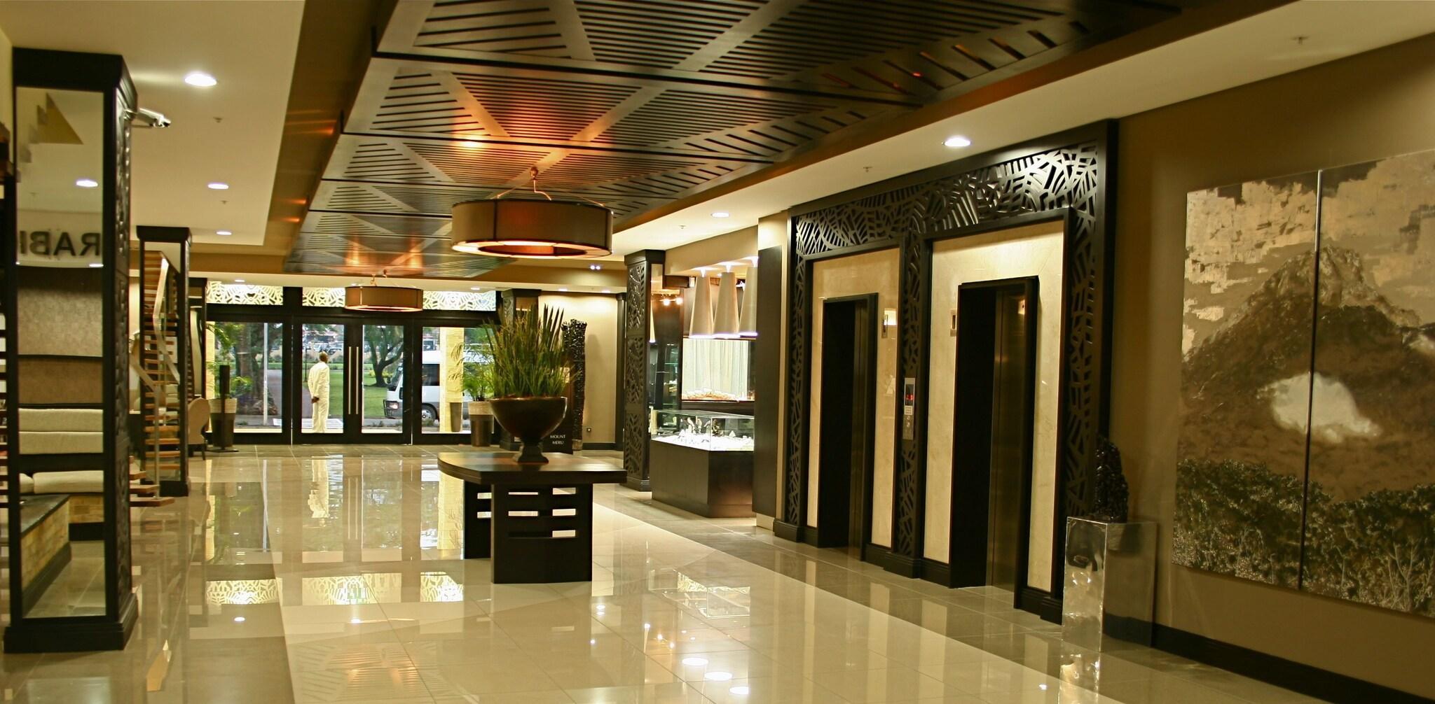 Vista Lobby Mount Meru Hotel