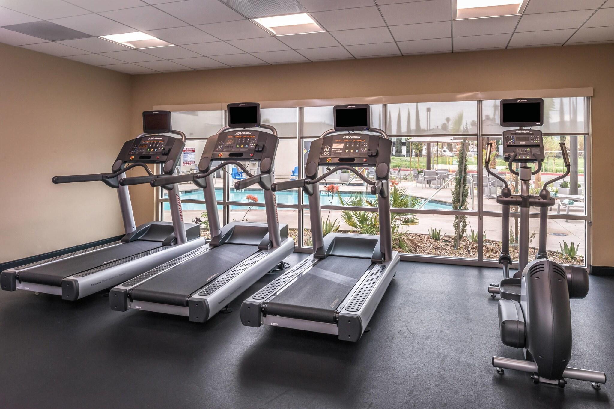 Gimnasio TownePlace Suites by Marriott San Bernardino Loma Linda