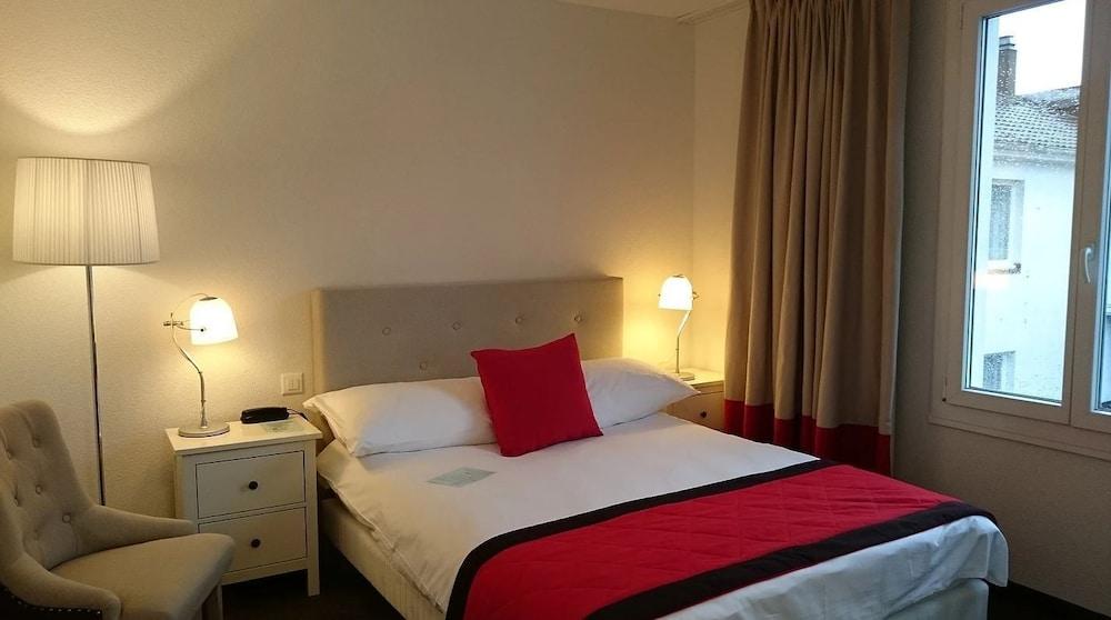 Suite Hotel Touring au Lac