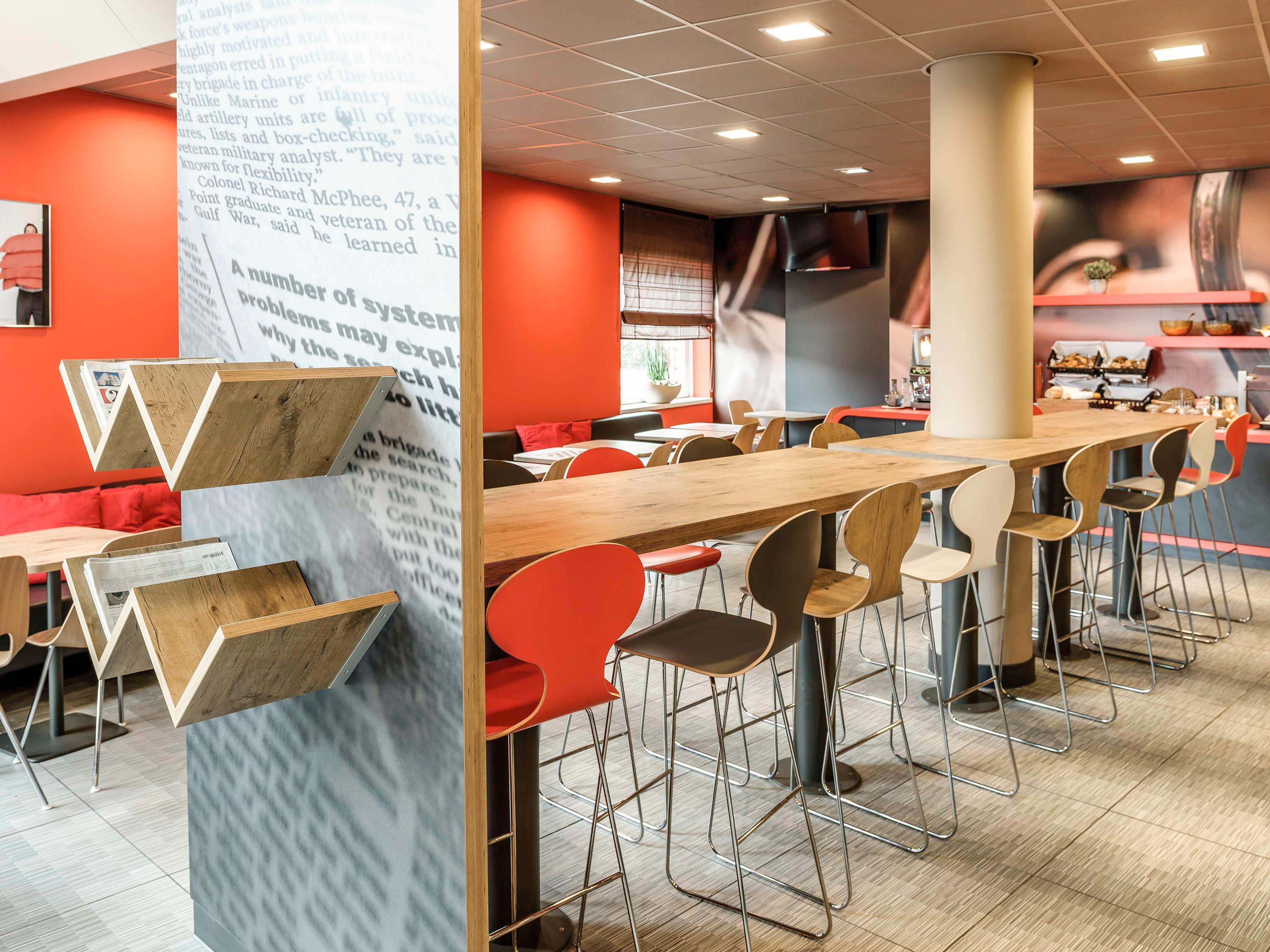 Vista Exterior ibis Bern Expo