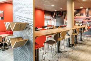 Alojamiento - ibis Bern Expo