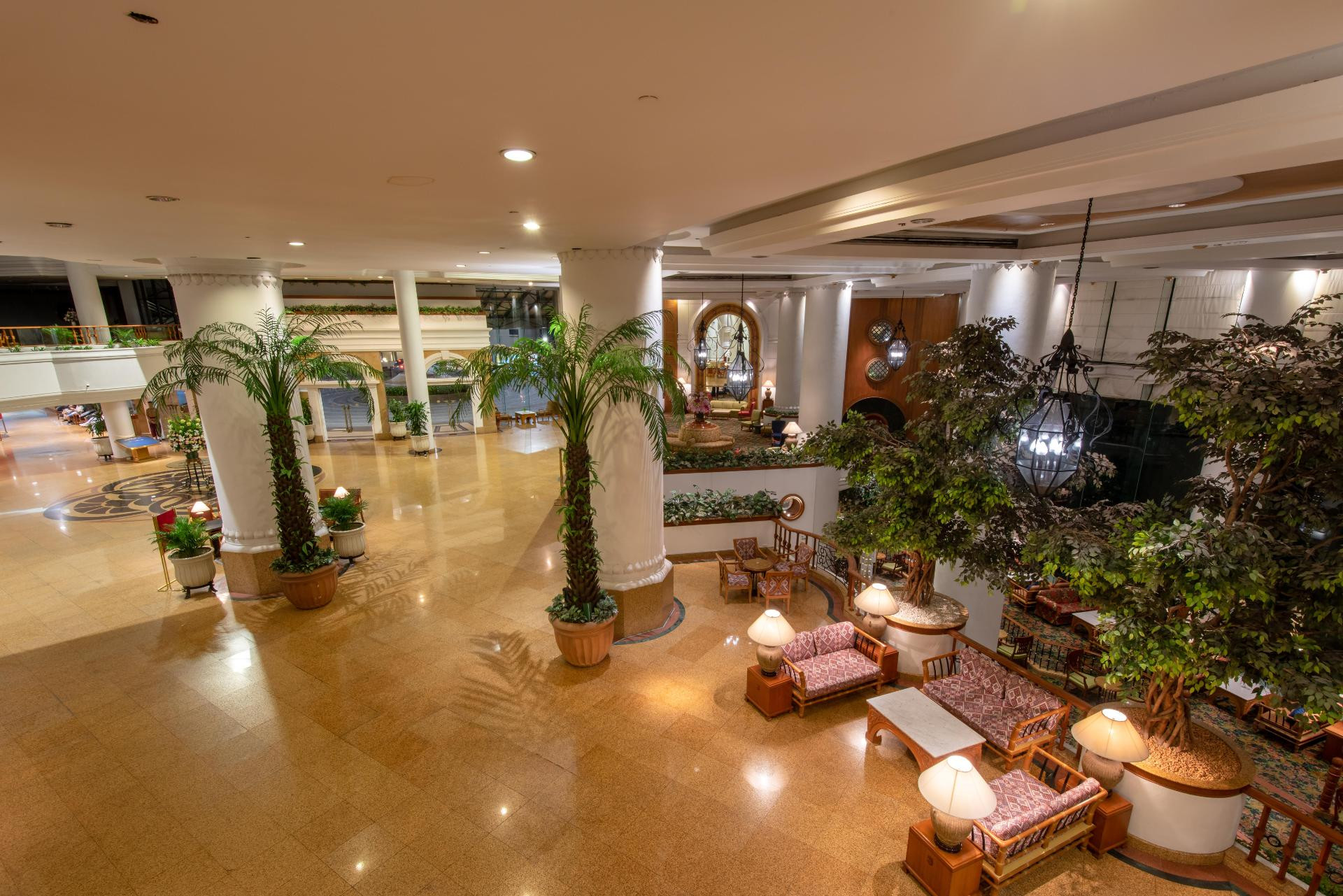 Vista Lobby Montien Riverside Hotel Bangkok