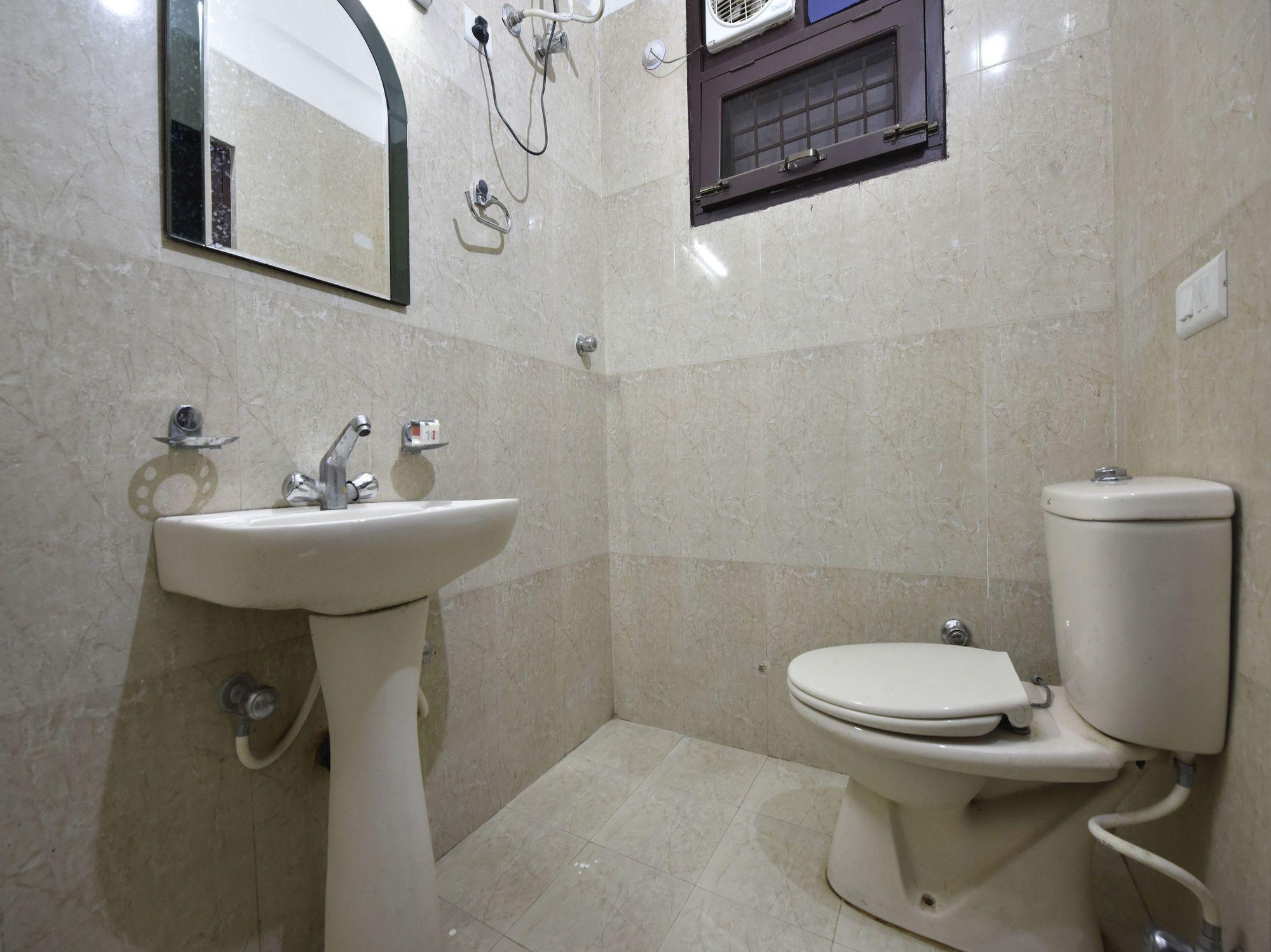 Equipamiento de Habitación OYO 10753 Hotel Triund Regency