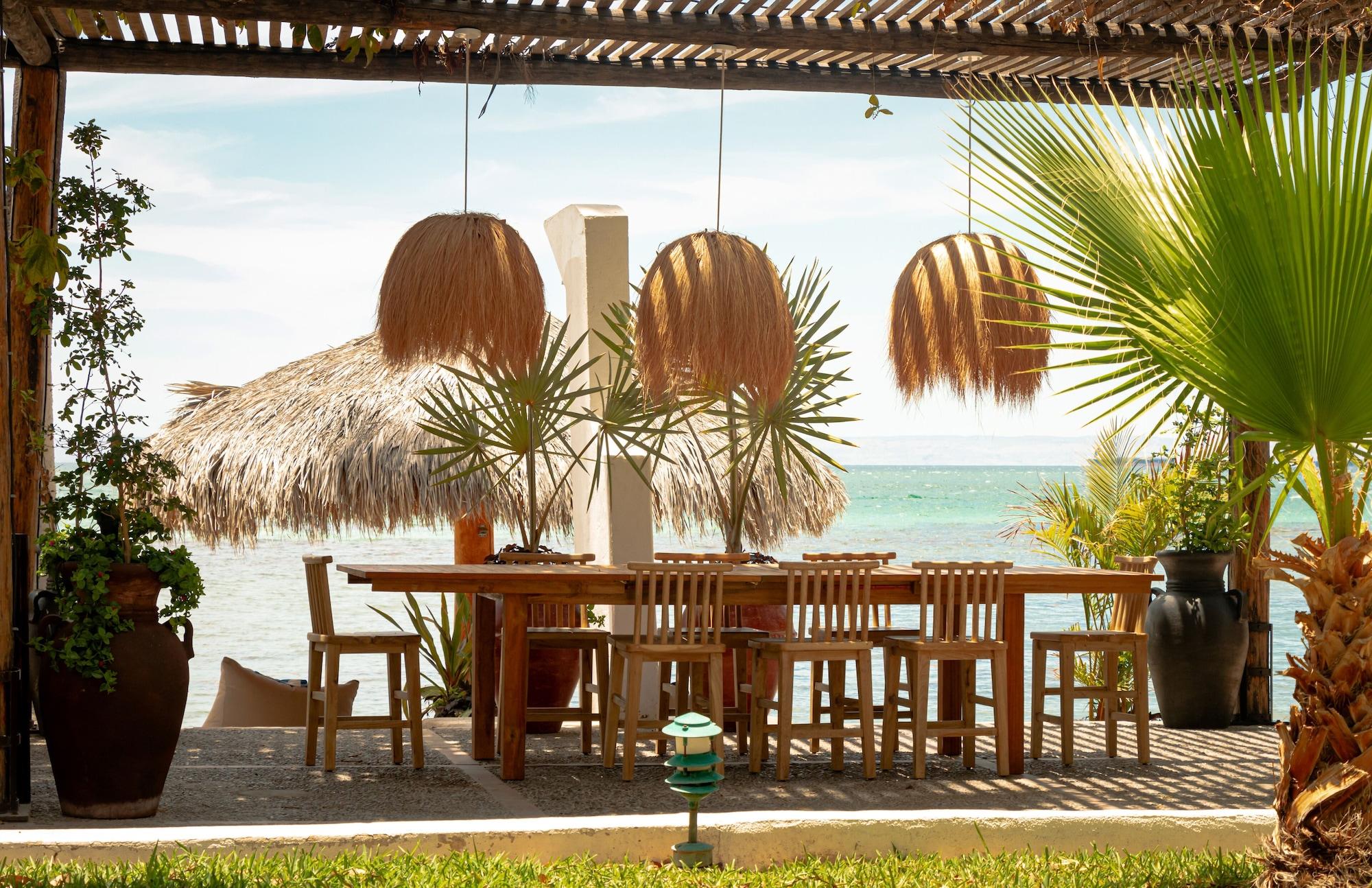 Vista Exterior La Concha Beach Hotel & Club