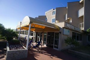 Alojamiento - Hotel Select