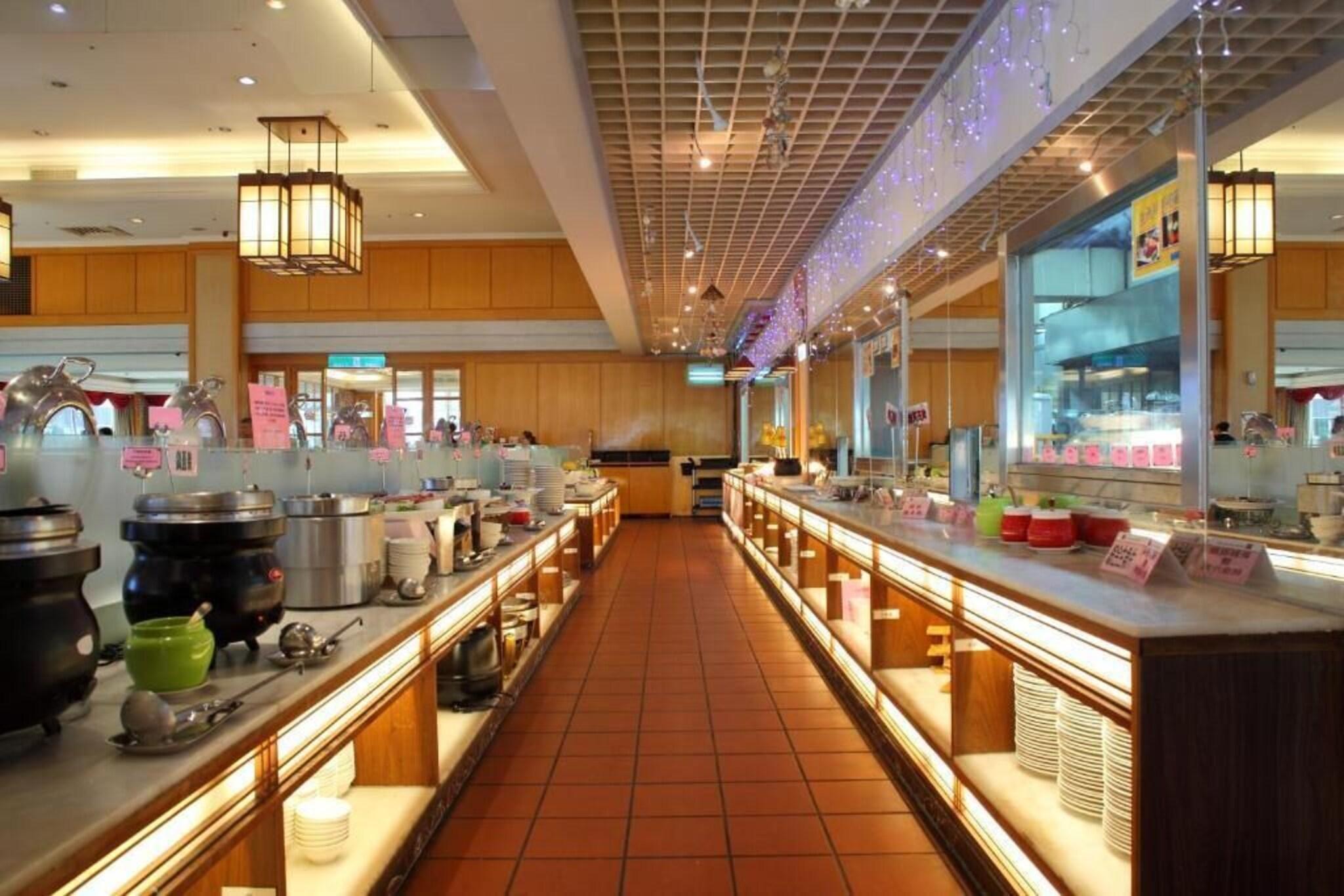 Restaurant Chuto Plaza Hotel