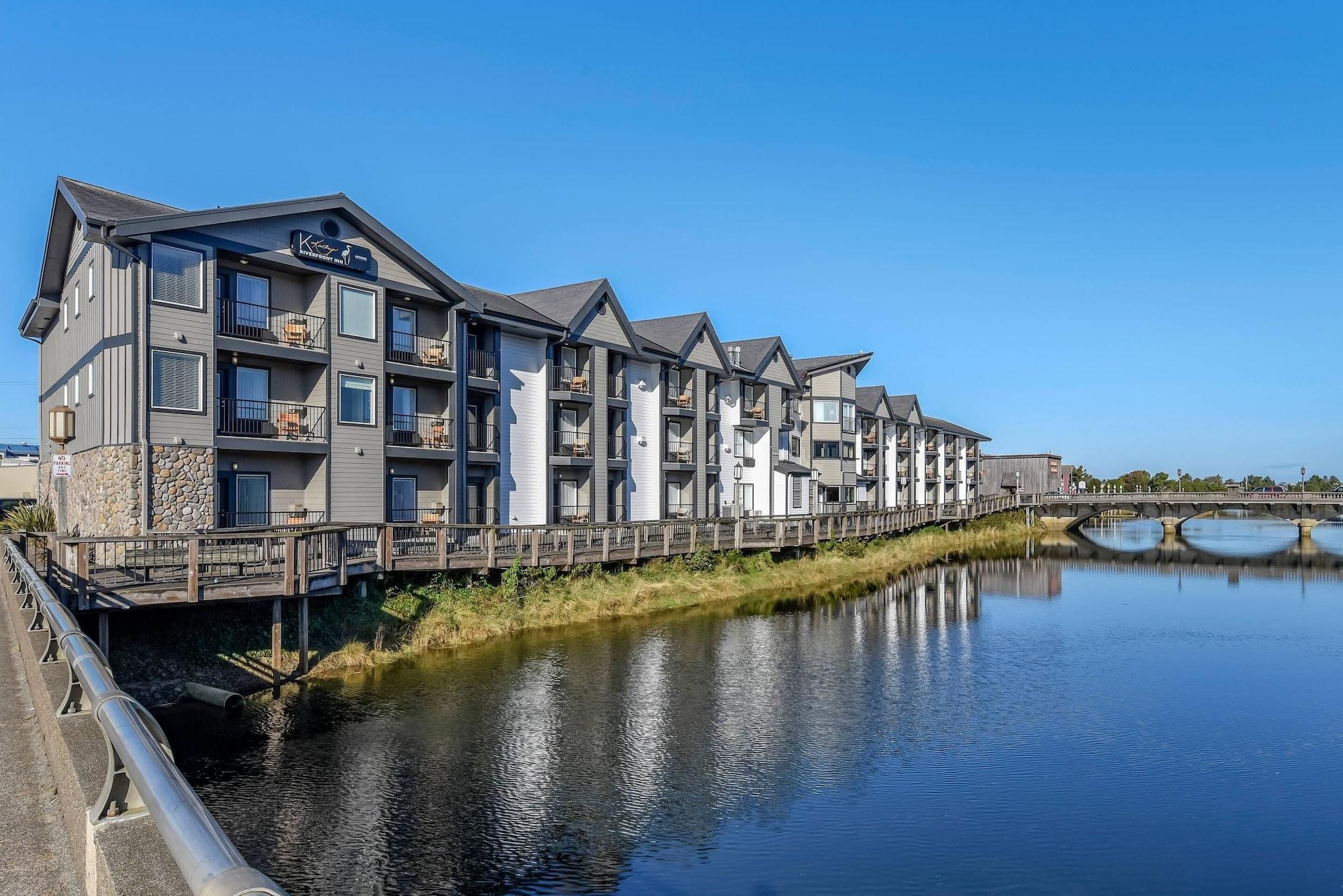 Vista Exterior Kathryn Riverfront Inn, an Ascend Collection Hotel