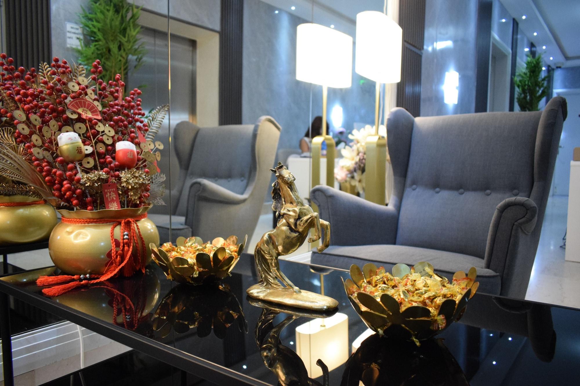 Vista Lobby Saraya Corniche Hotel