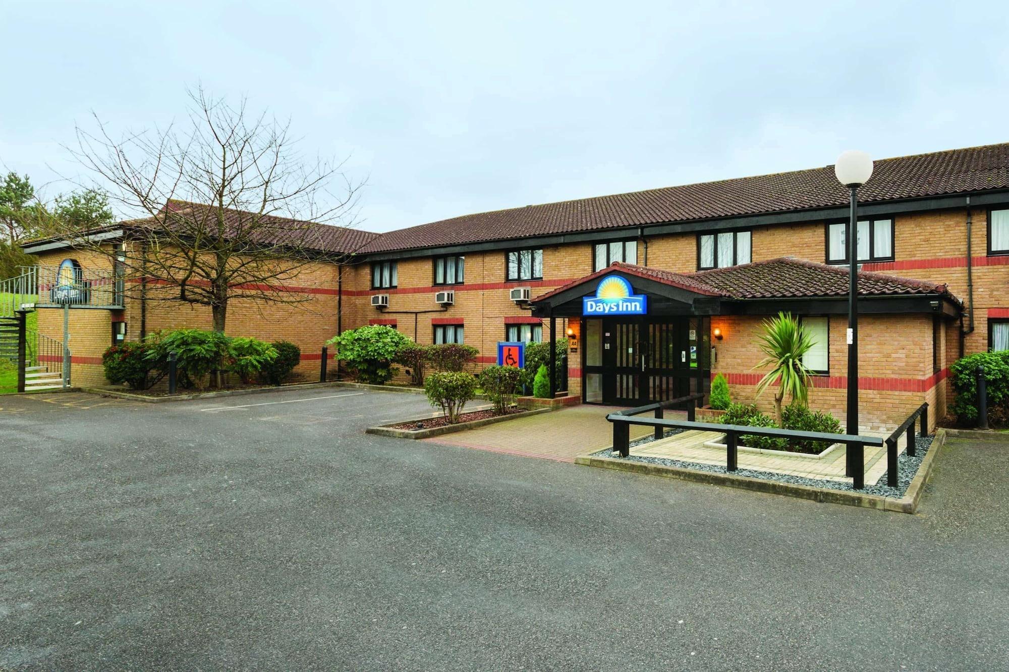 Varios Days Inn by Wyndham London Stansted Airport