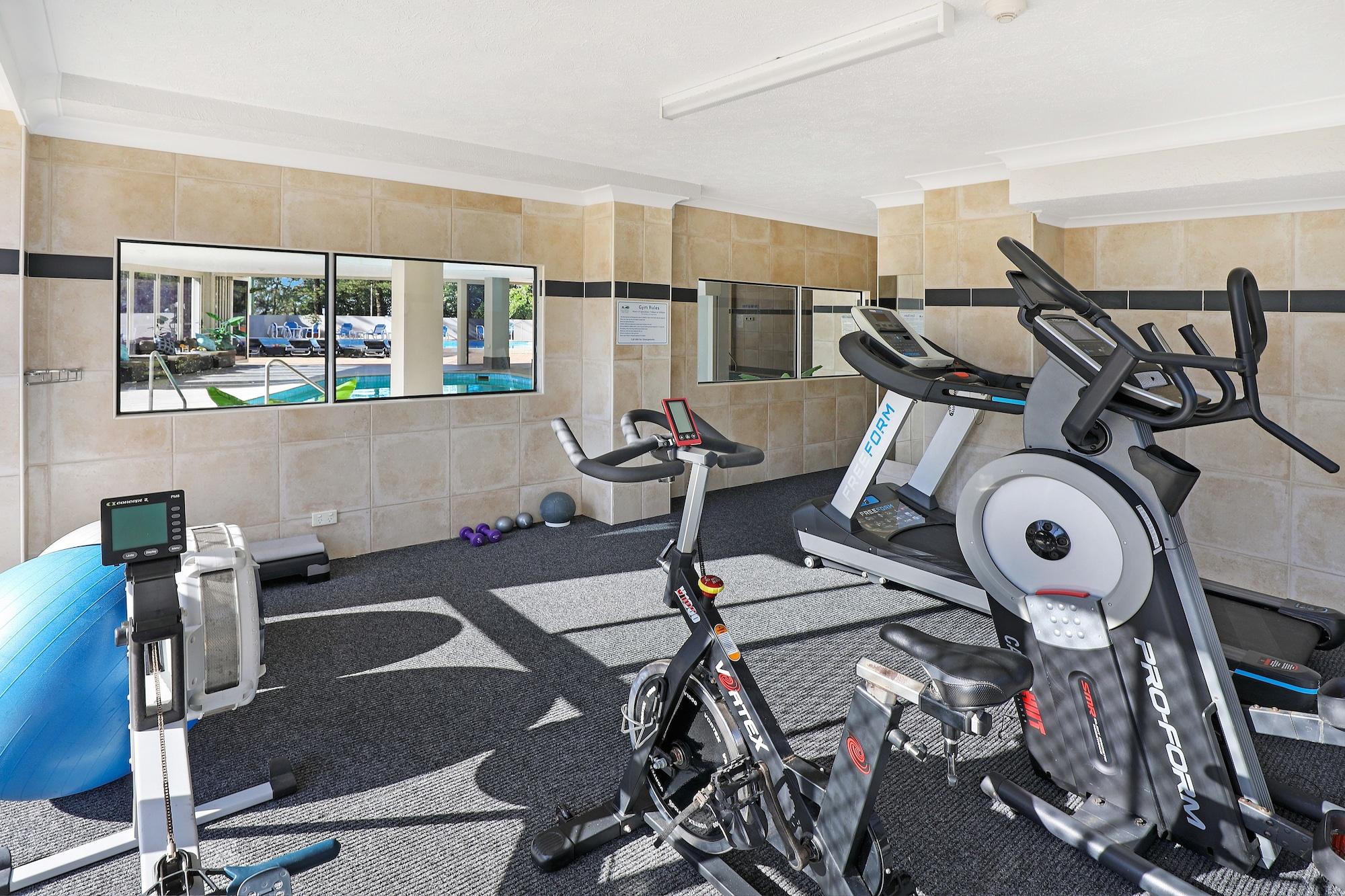 Gimnasio Pacific Regis Apartments