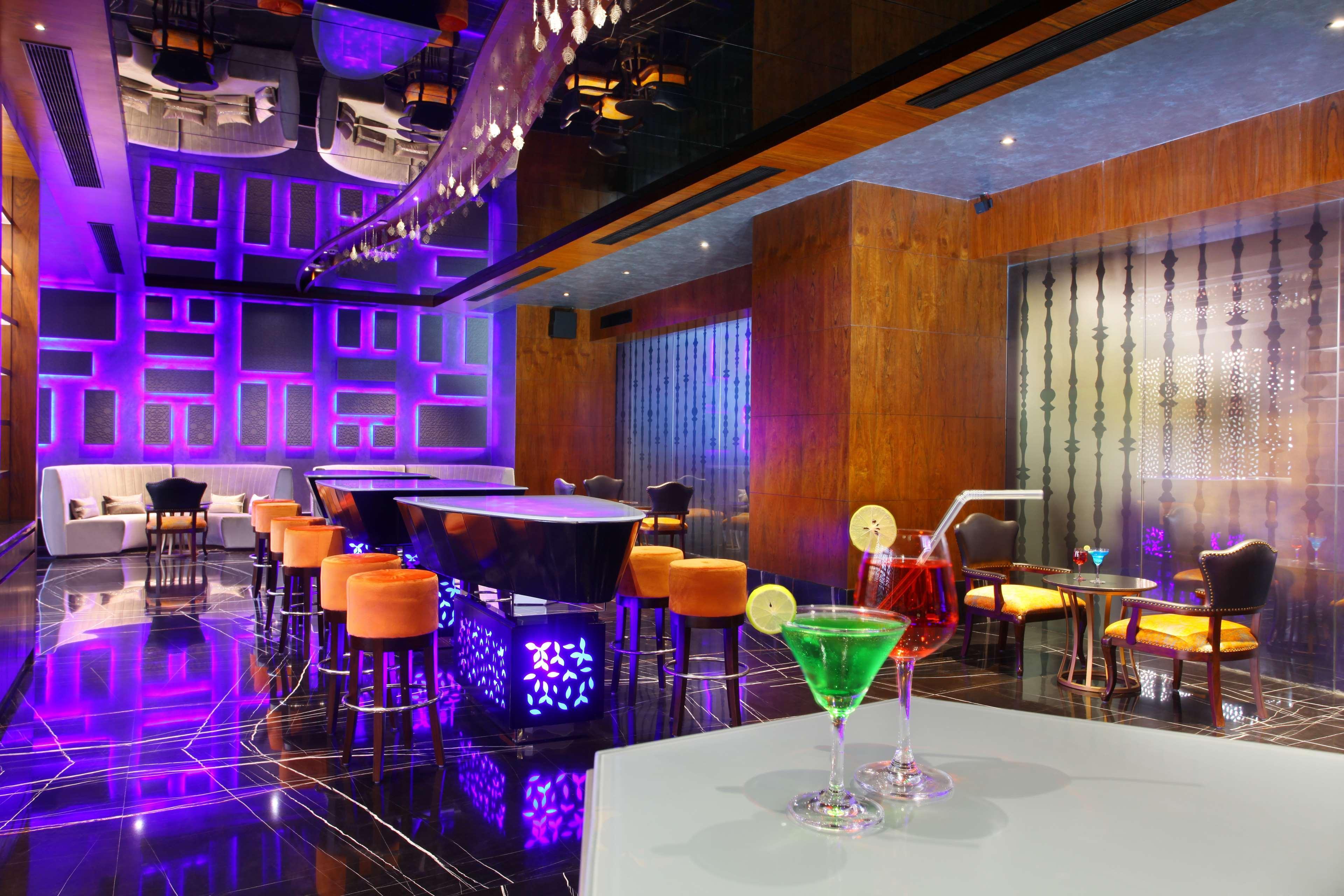 Bar/Salón Radisson Blu Jammu
