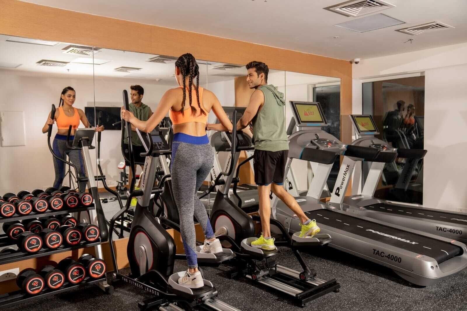 Gimnasio ExpoInn Suites and Convention