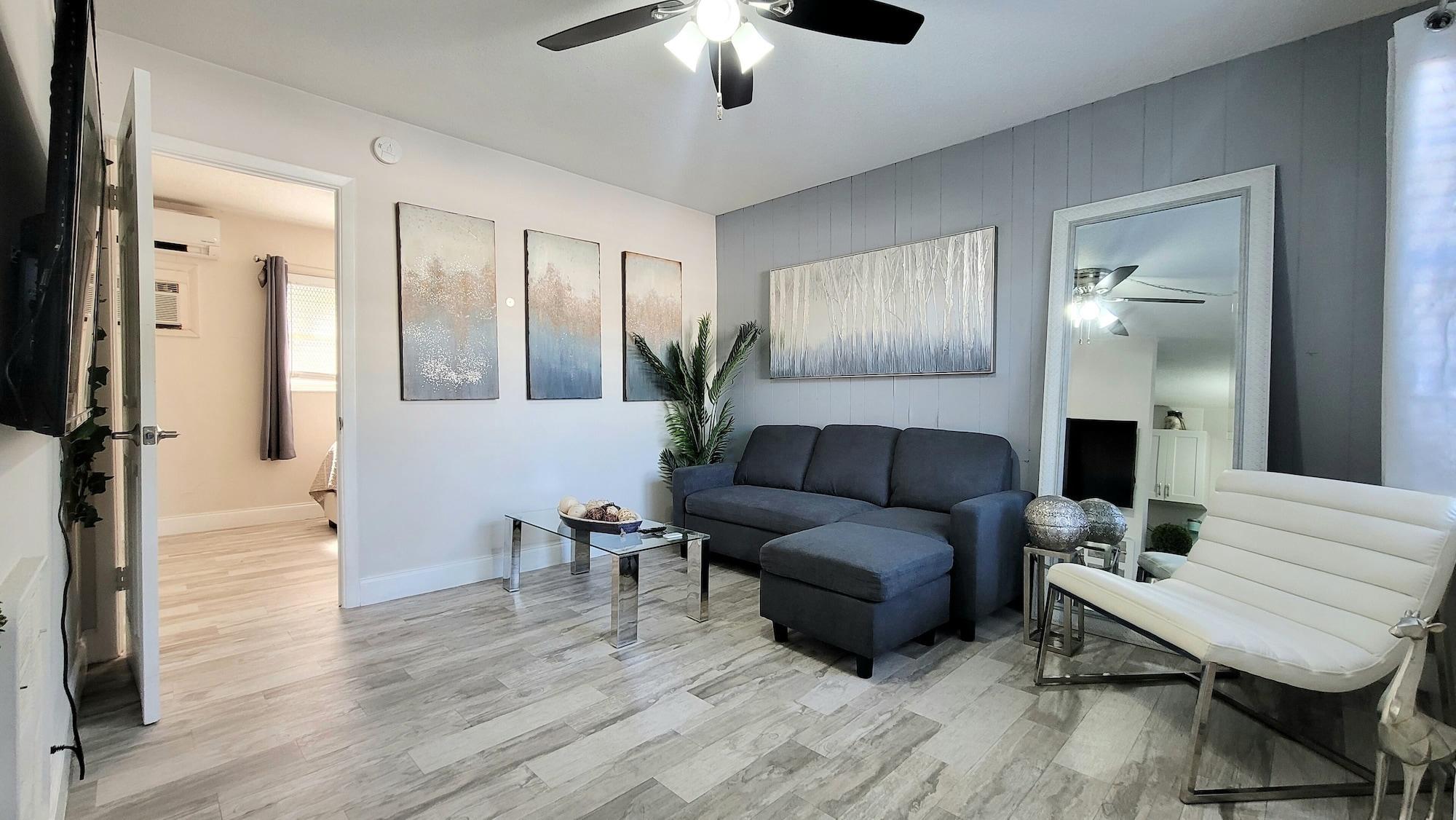 Varios Beachway Inn