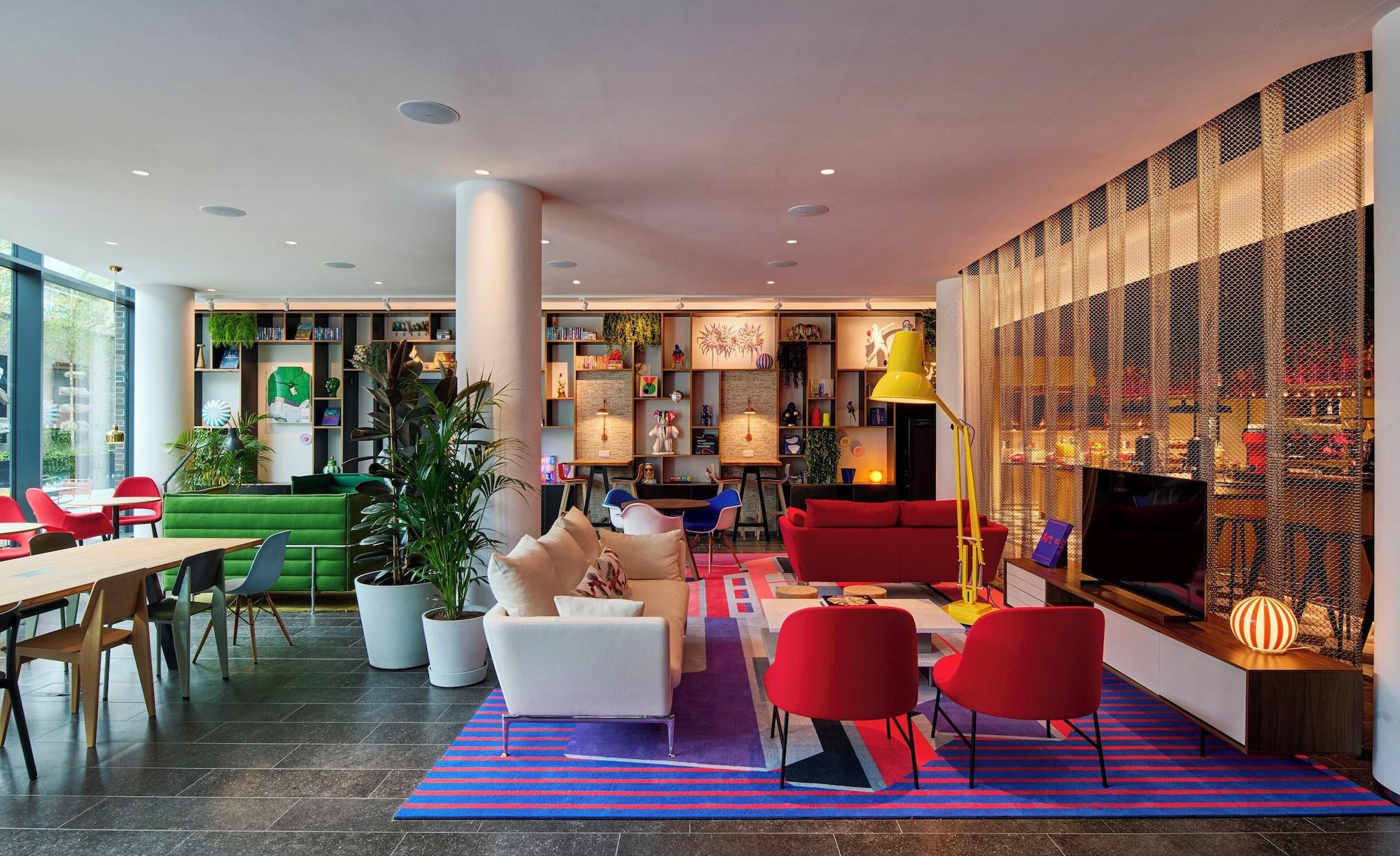 Vista Lobby citizenM Dublin St Patrick's