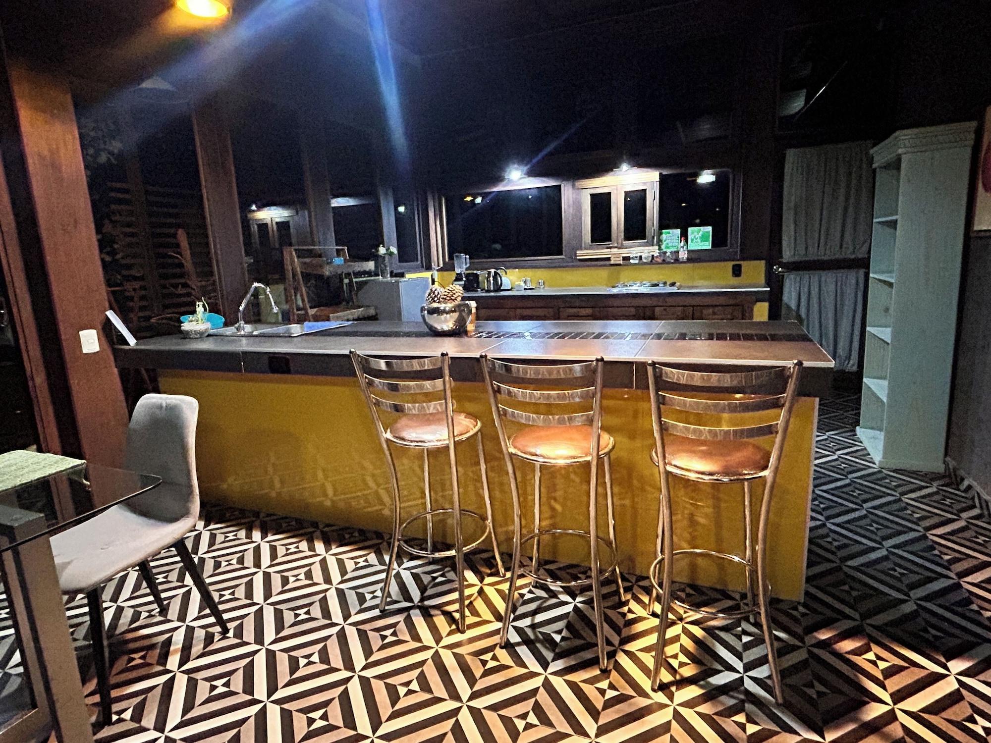 Bar/Salón Villas Bosque Alto By GEstores