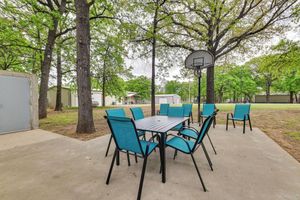 Alquiler Vacacional - 5 Blocks to Beach Access: Sanders Island Getaway!