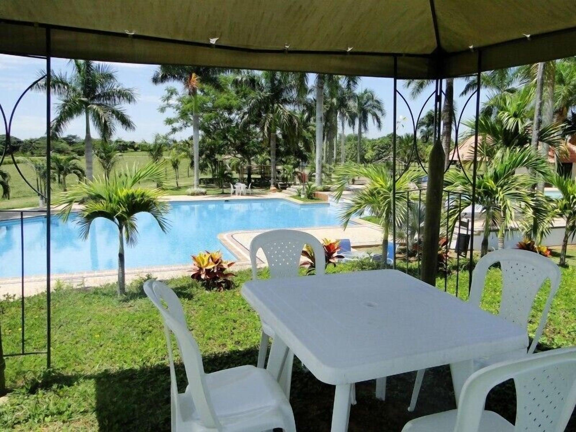 Restaurant Hotel Campestre Los Chiguiros
