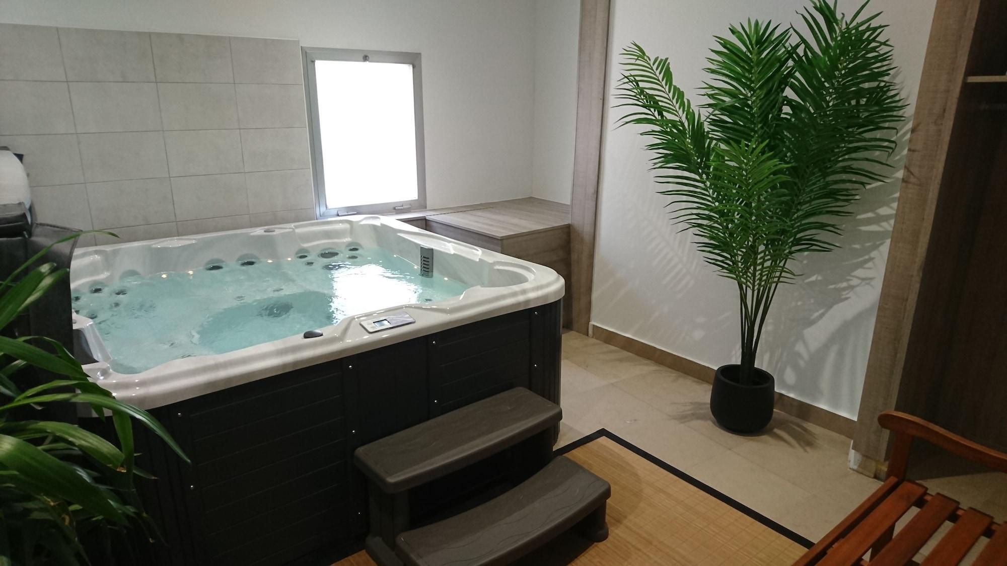 Instalaciones Recreativas Le Cheval Blanc