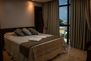 Alojamiento - Hotel Universal