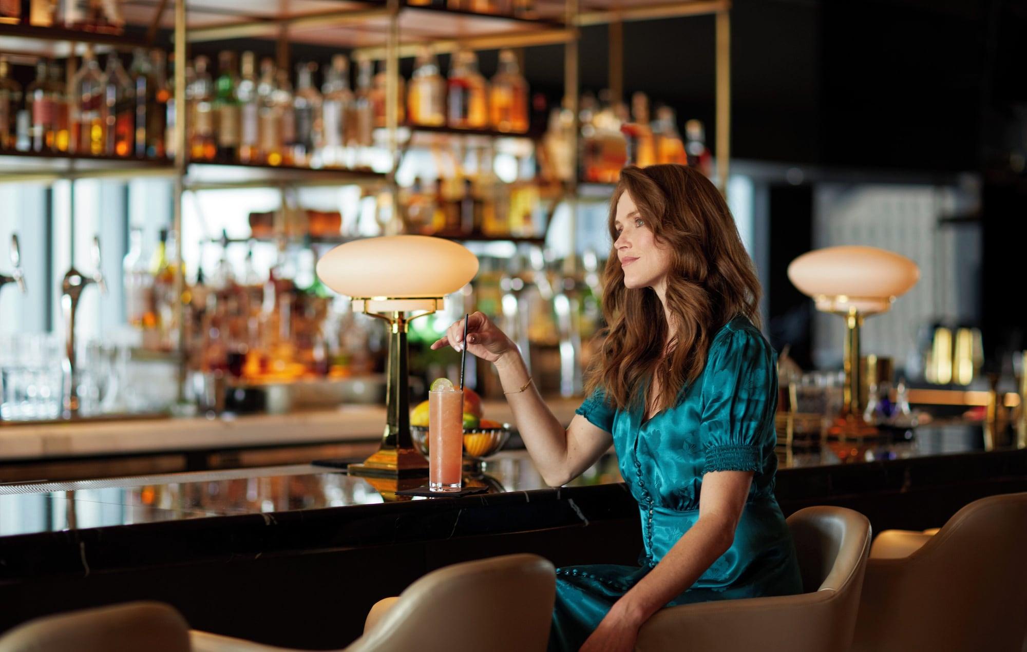 Bar/Salón Viceroy Chicago