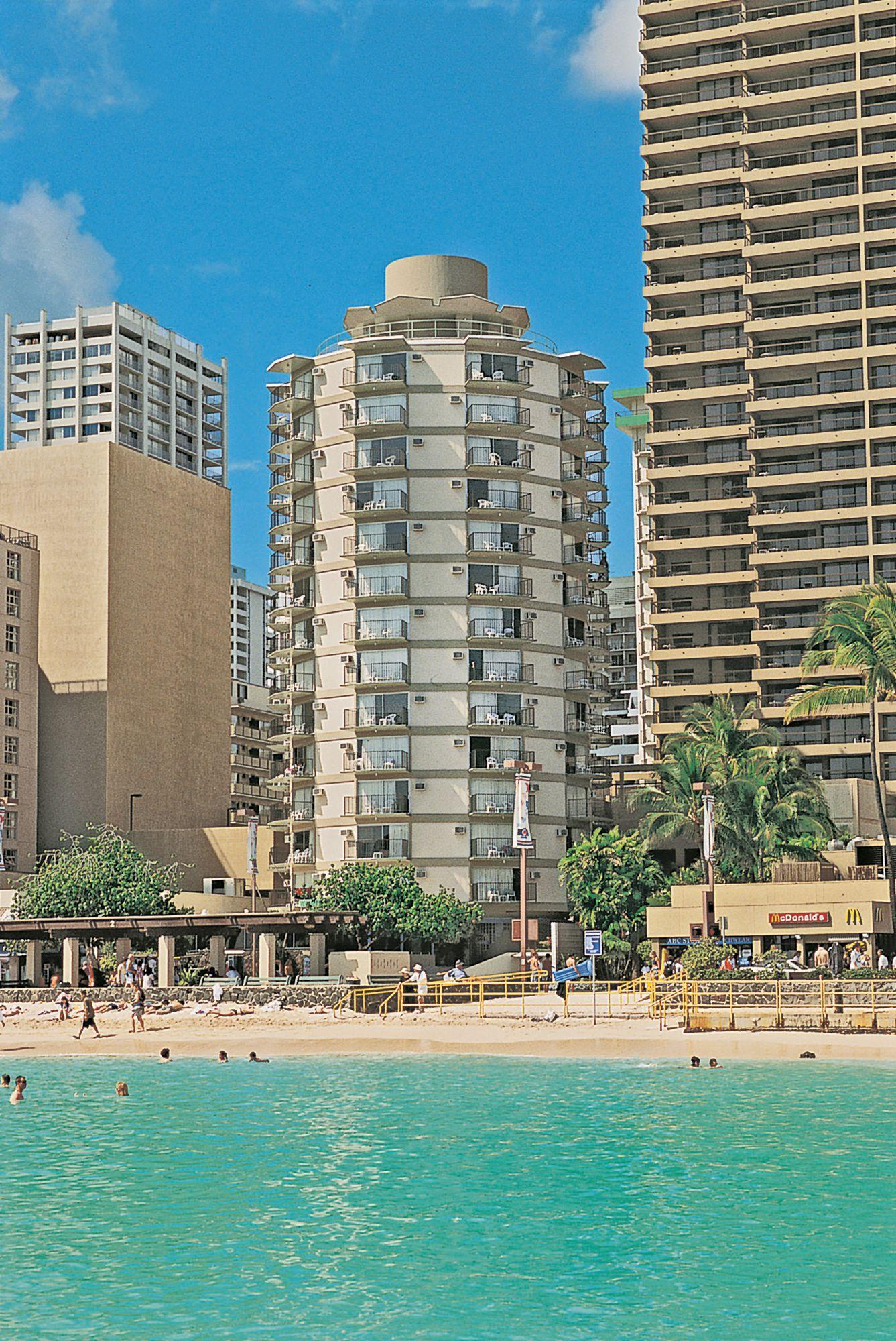 Playa Aston Waikiki Circle Hotel