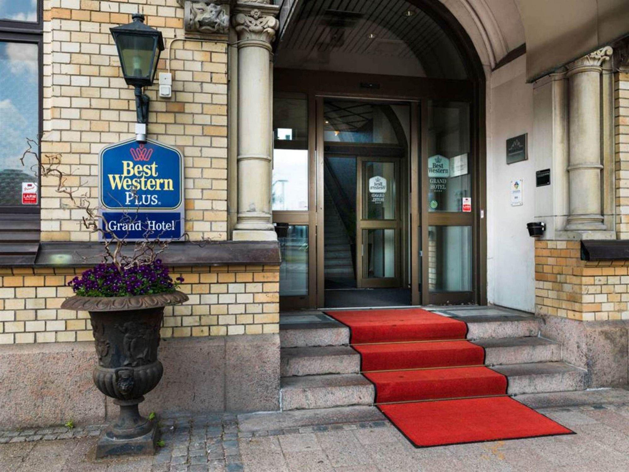 Vista Exterior Best Western Plus Grand Hotel