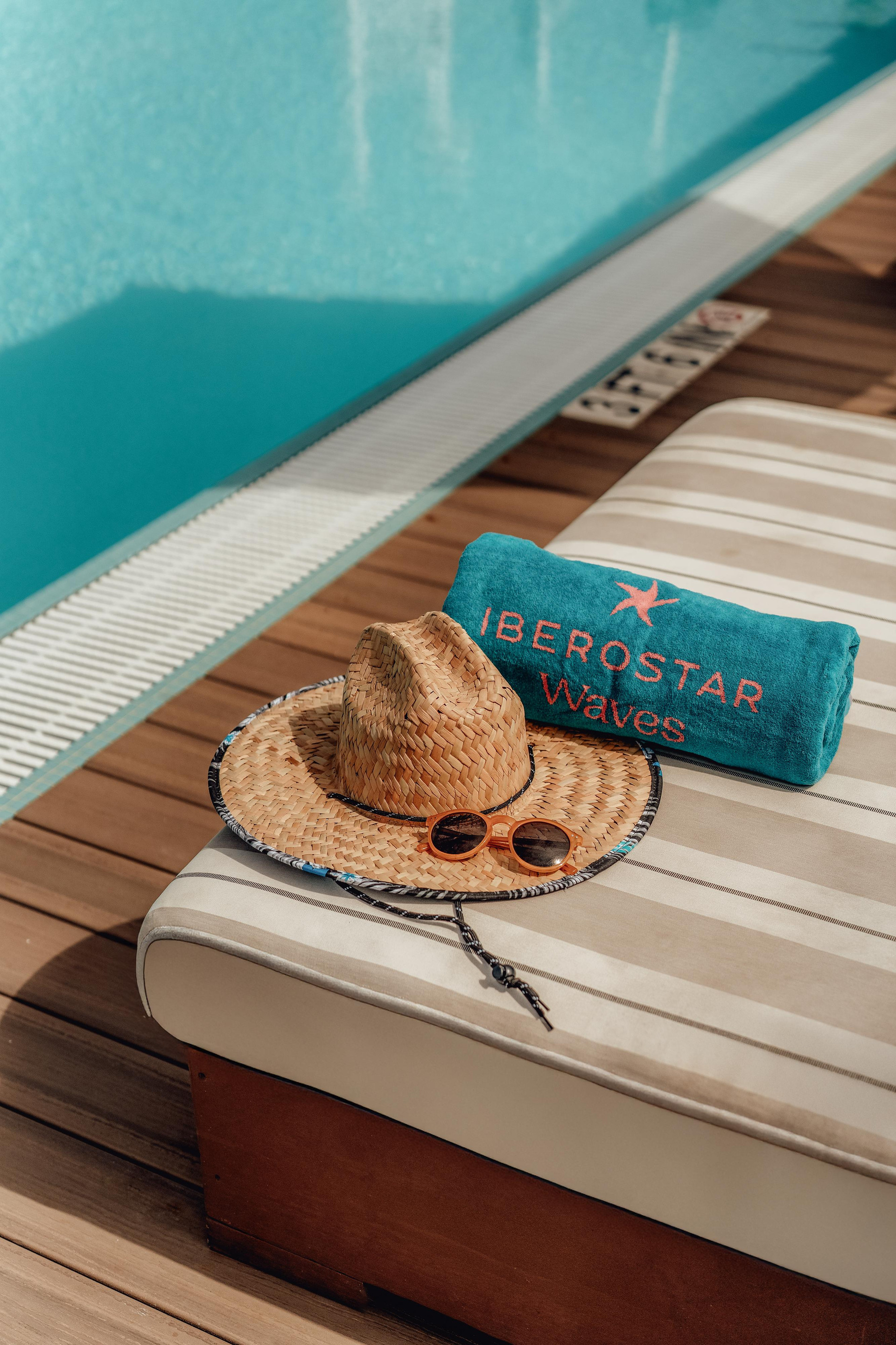 Vista Piscina Iberostar Waves Miami Beach