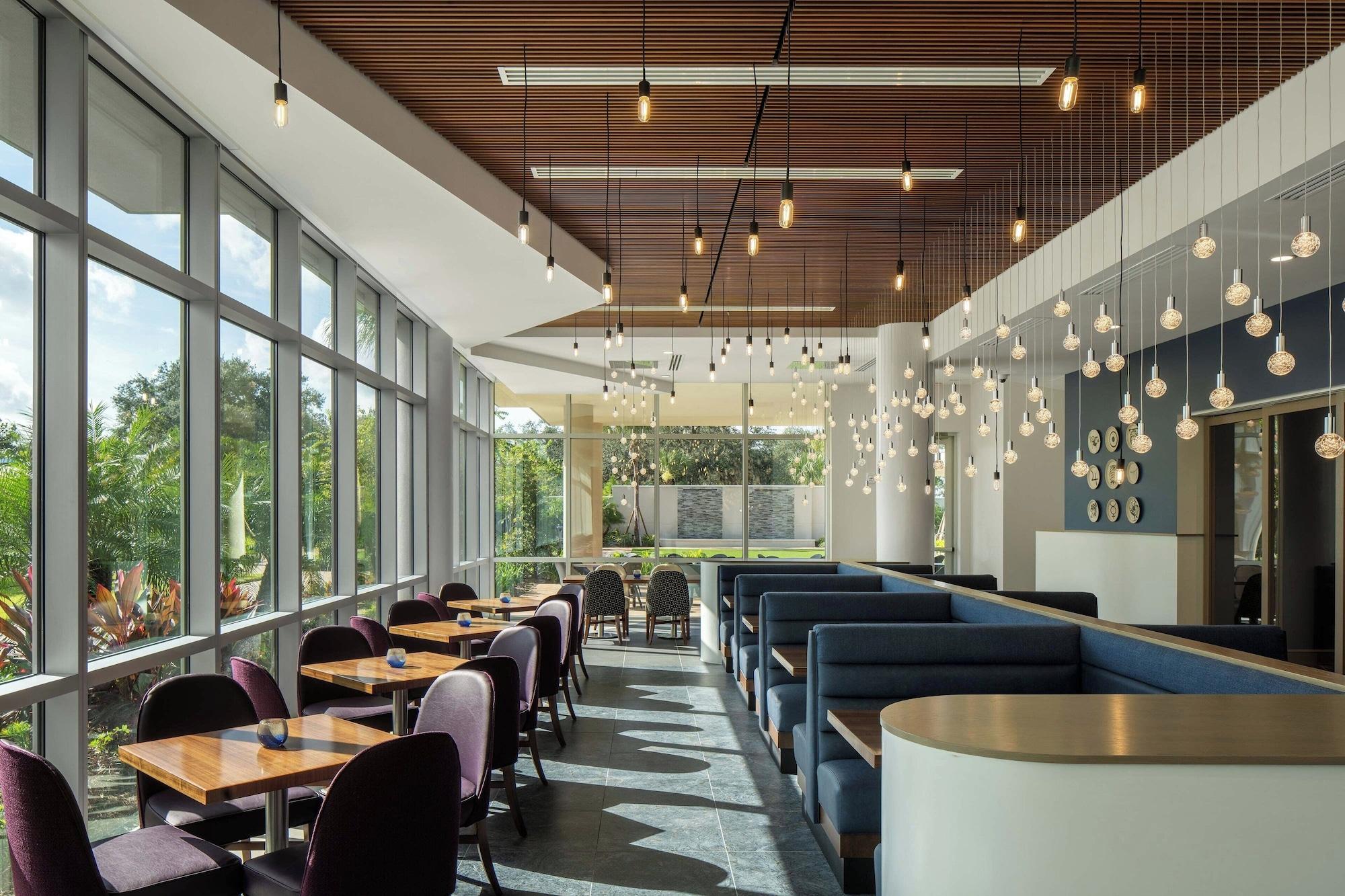 Restaurant The Celeste Hotel, Orlando, a Tribute Portfolio Hotel