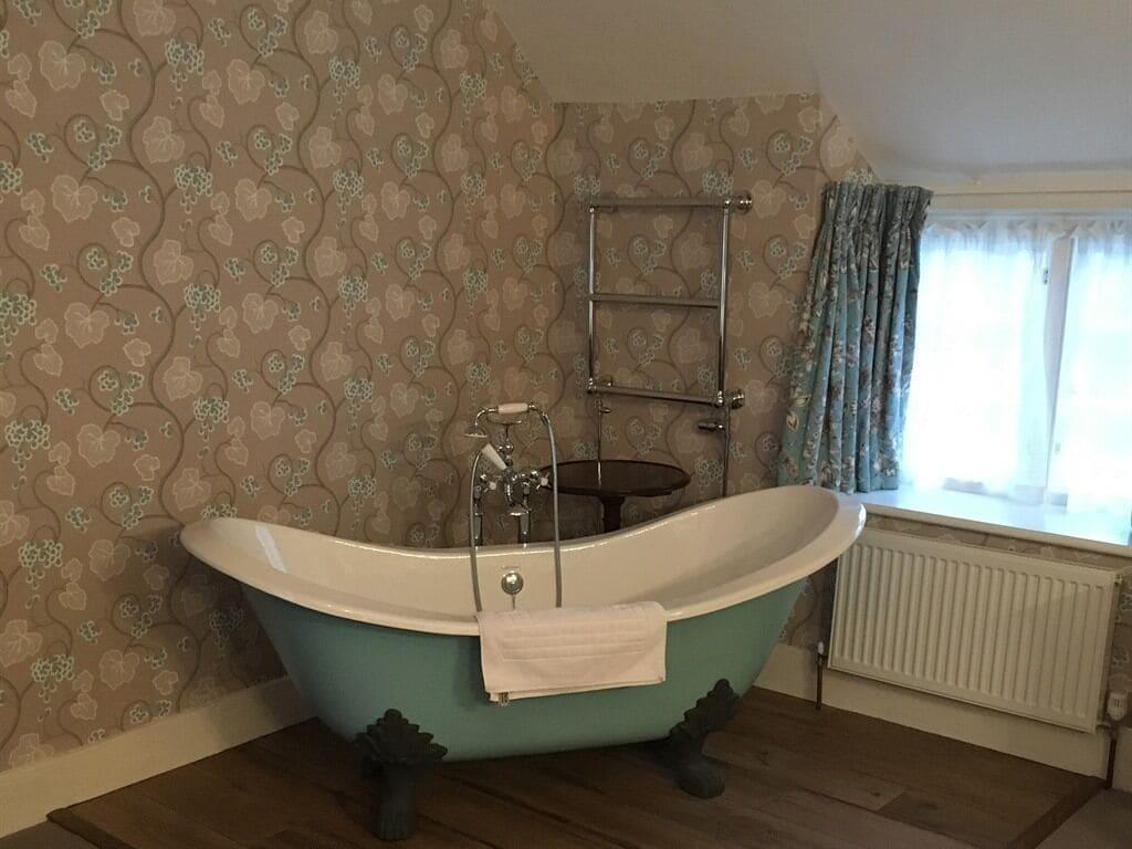 Varios Clare Cottage