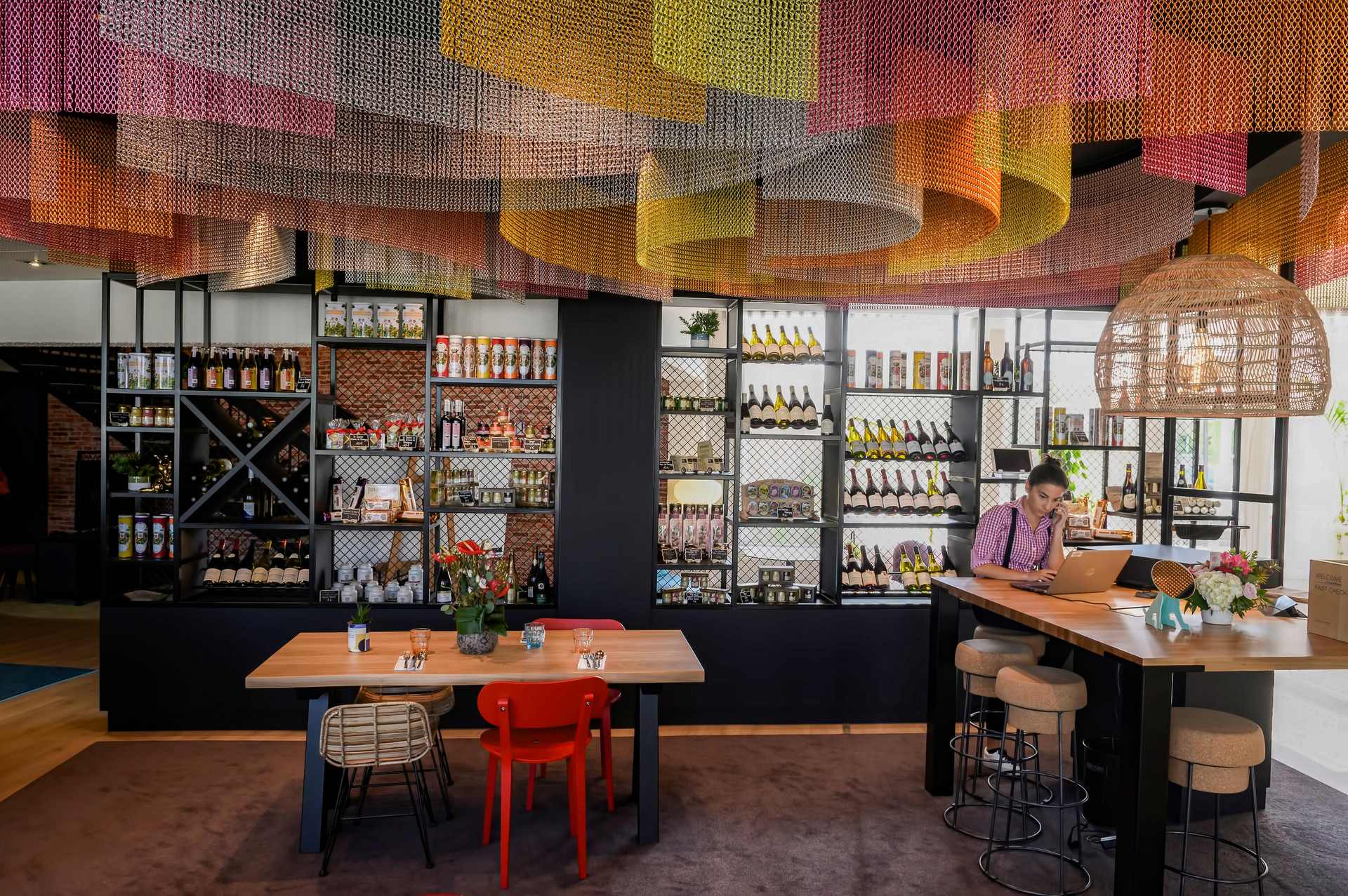 Vista Lobby Novotel Dijon Route des Grands Crus