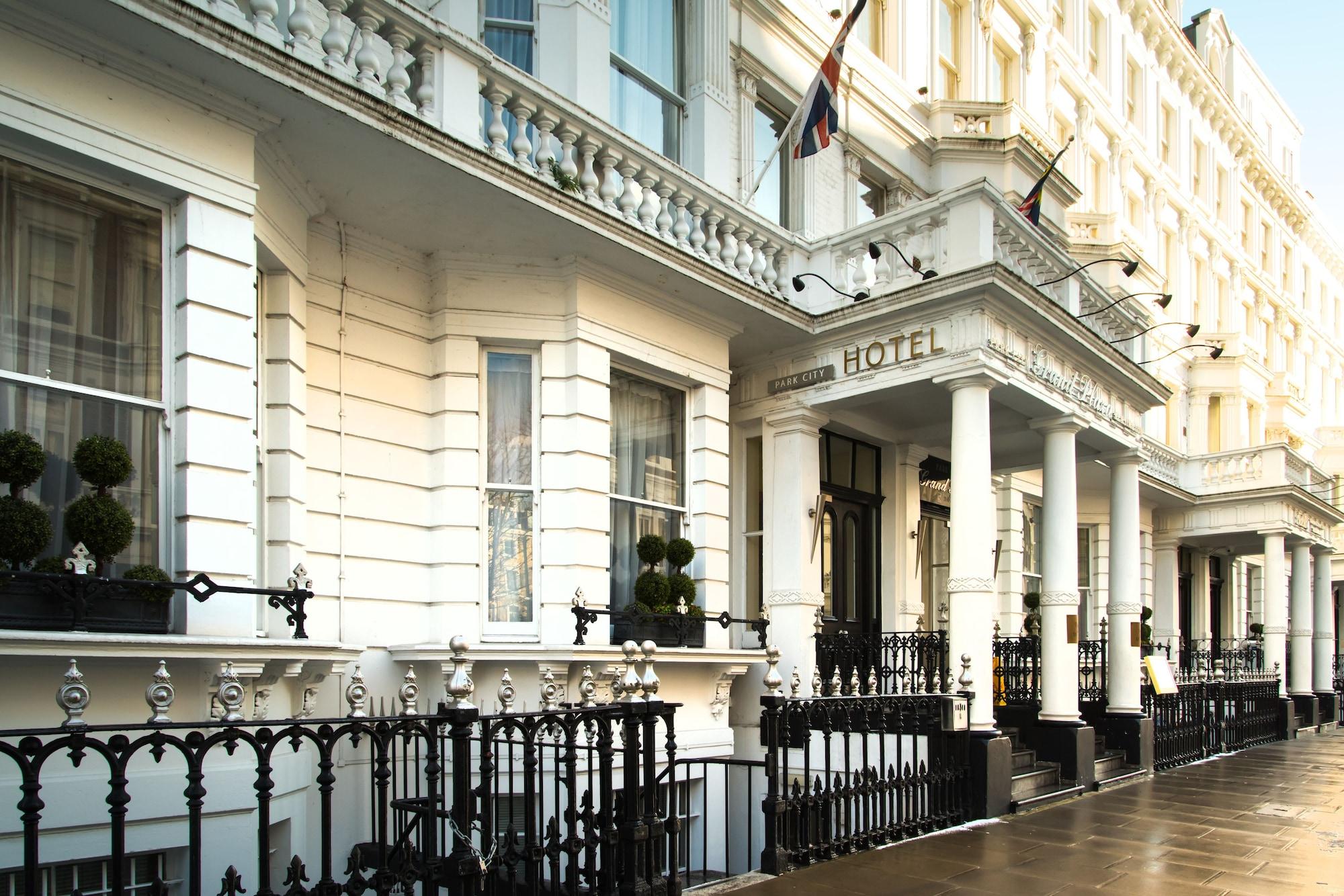 Vista Exterior The Park City Grand Plaza Kensington