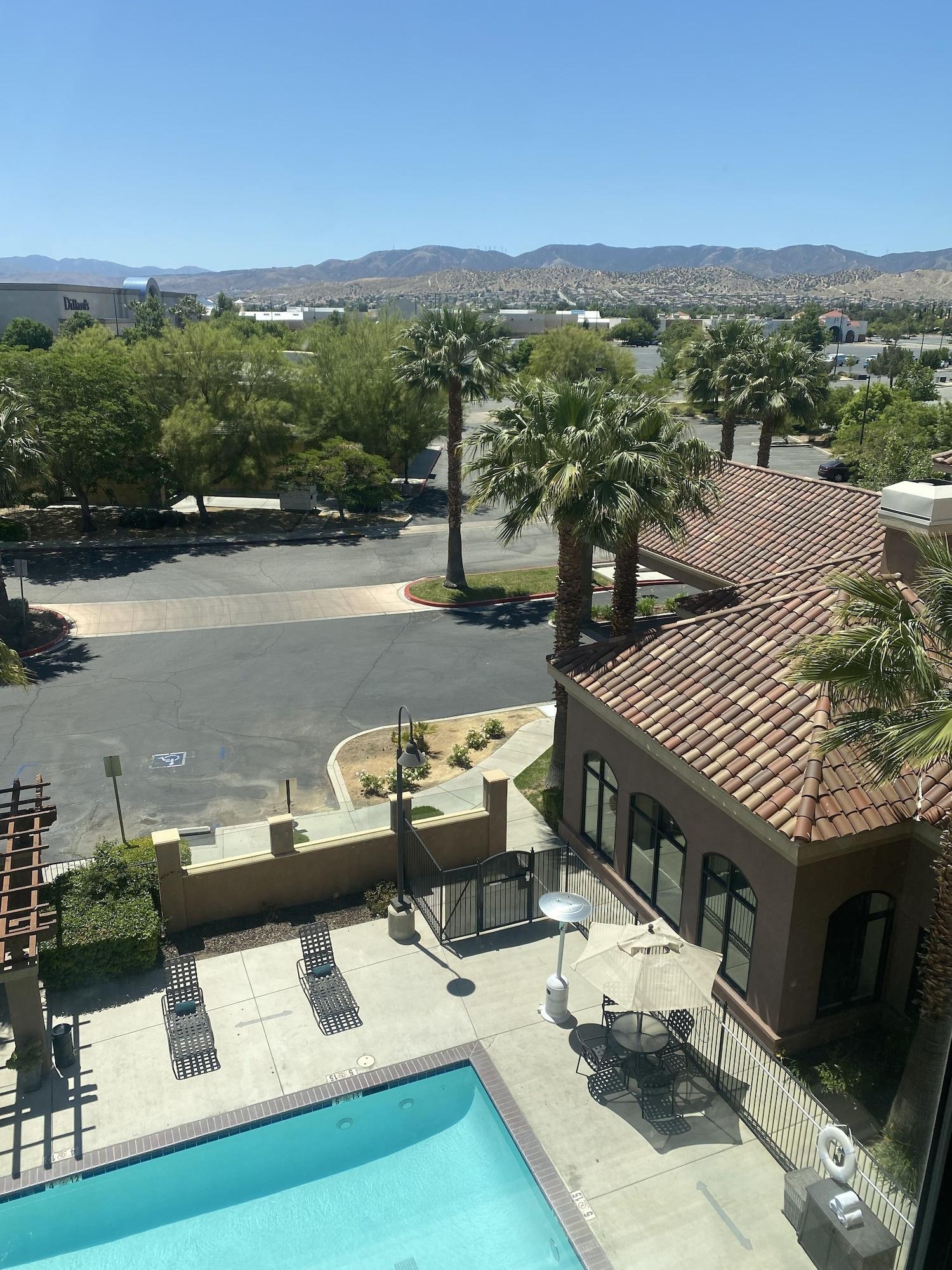 Vista Exterior Hilton Garden Inn Palmdale