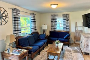 Alquiler Vacacional - Lake Norman getaway steps away from Marina!