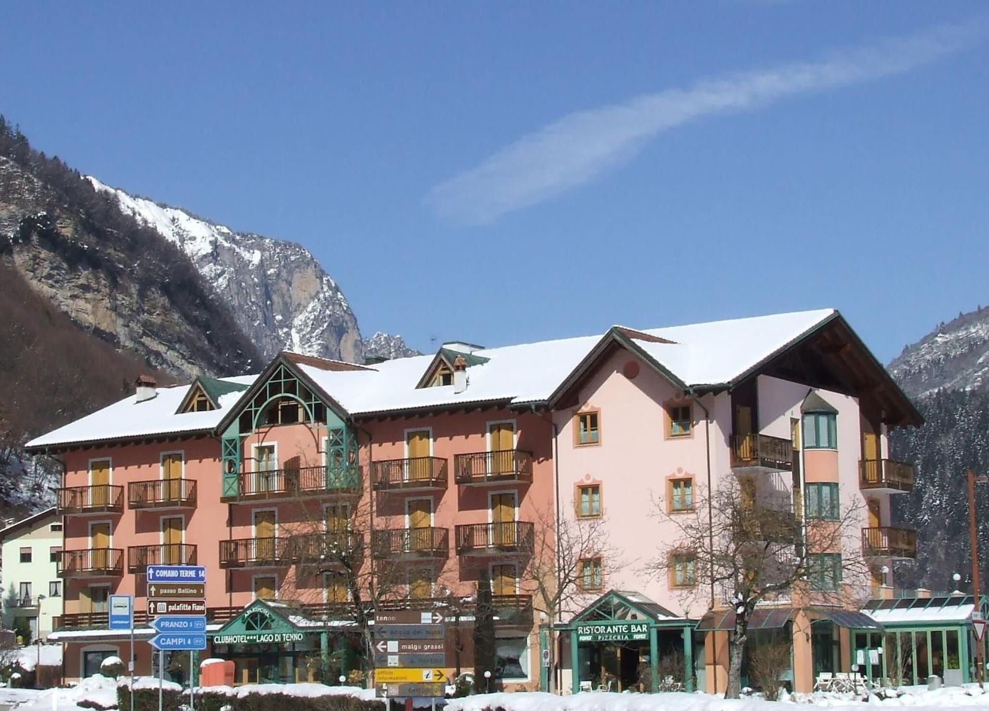 Vista Exterior Club Hotel Lago di Tenno