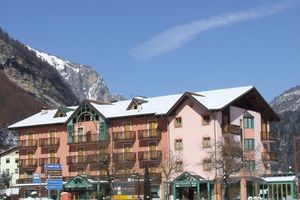 Alojamiento - Club Hotel Lago di Tenno