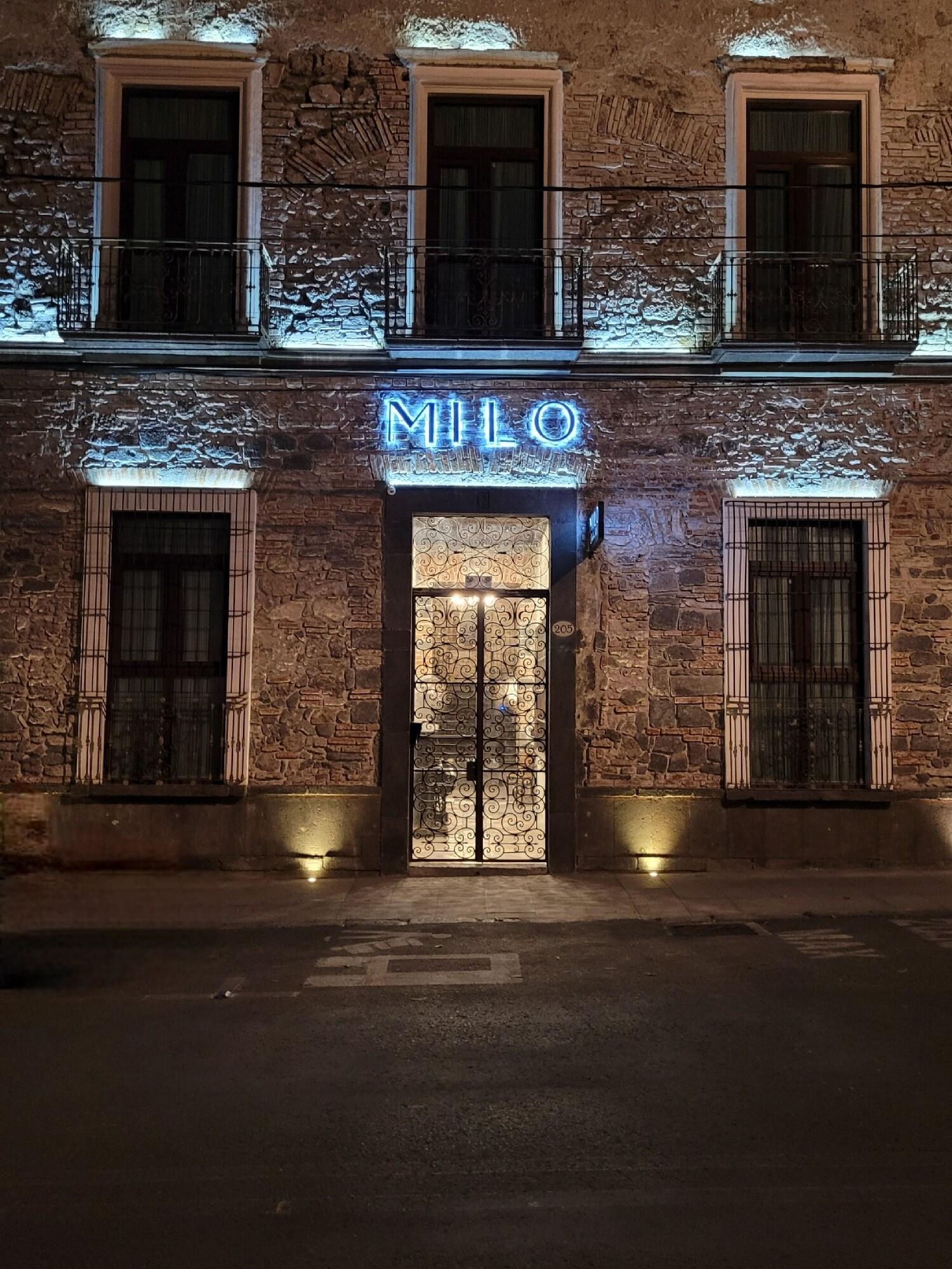 Varios Milo Collection Hotel