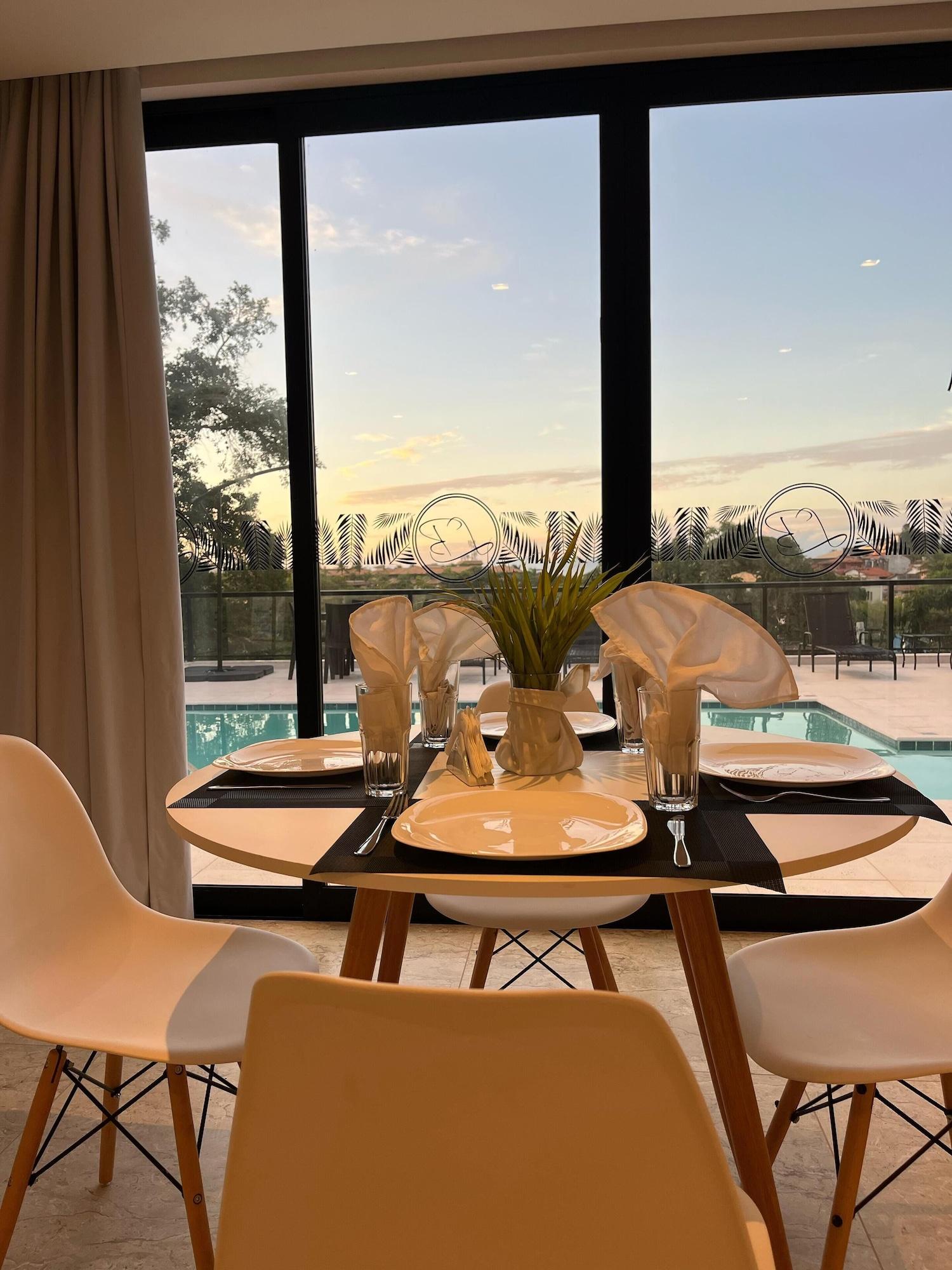 Varios Casa la Bardot Boutique