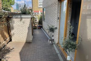 Alquiler Vacacional - Stylish Modern London House. Extremely Private and Safe.