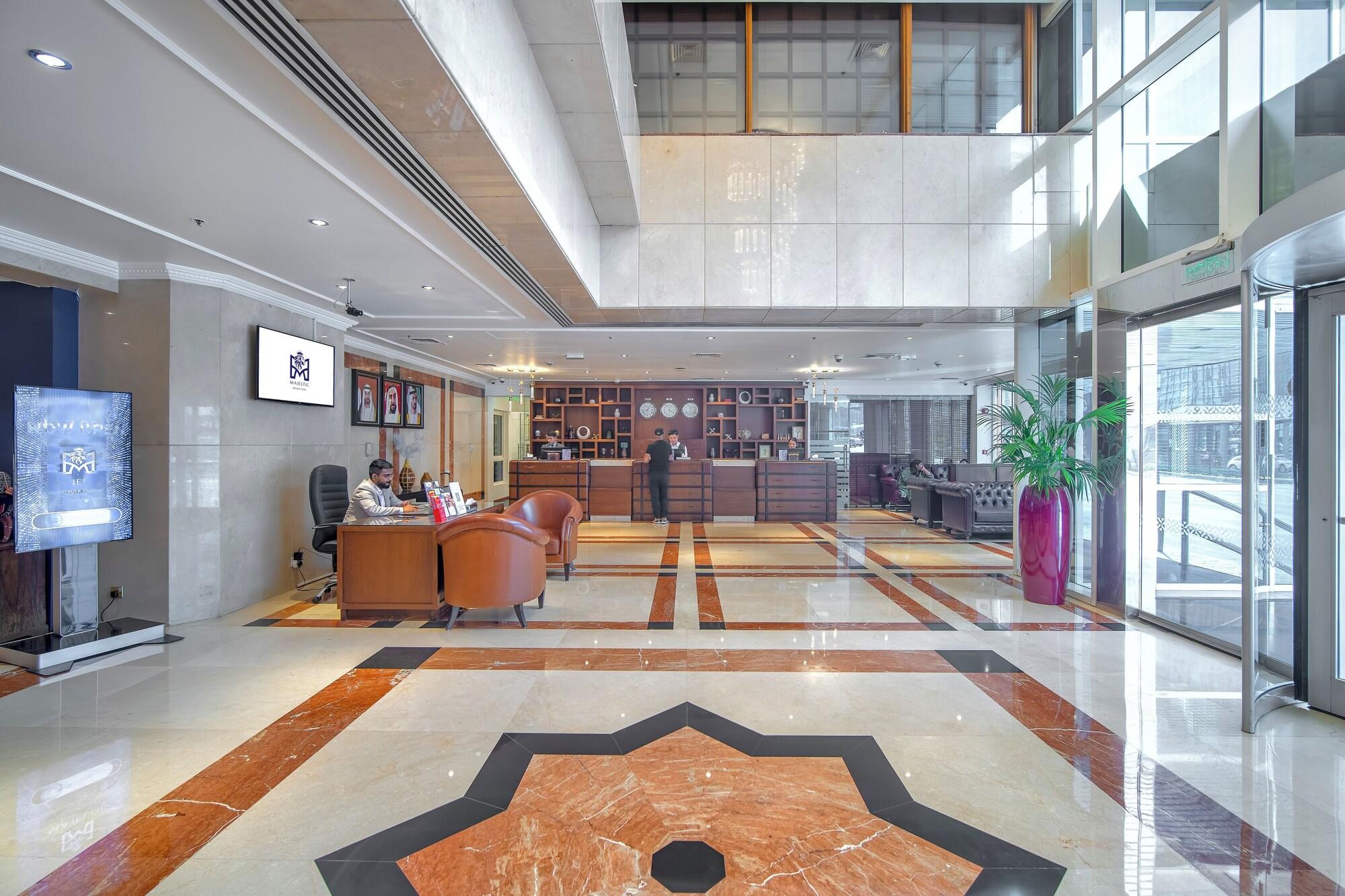 Vista Lobby Majestic Premier Hotel