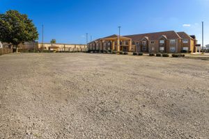 Alojamiento - Days Inn By Wyndham Jackson Downtown