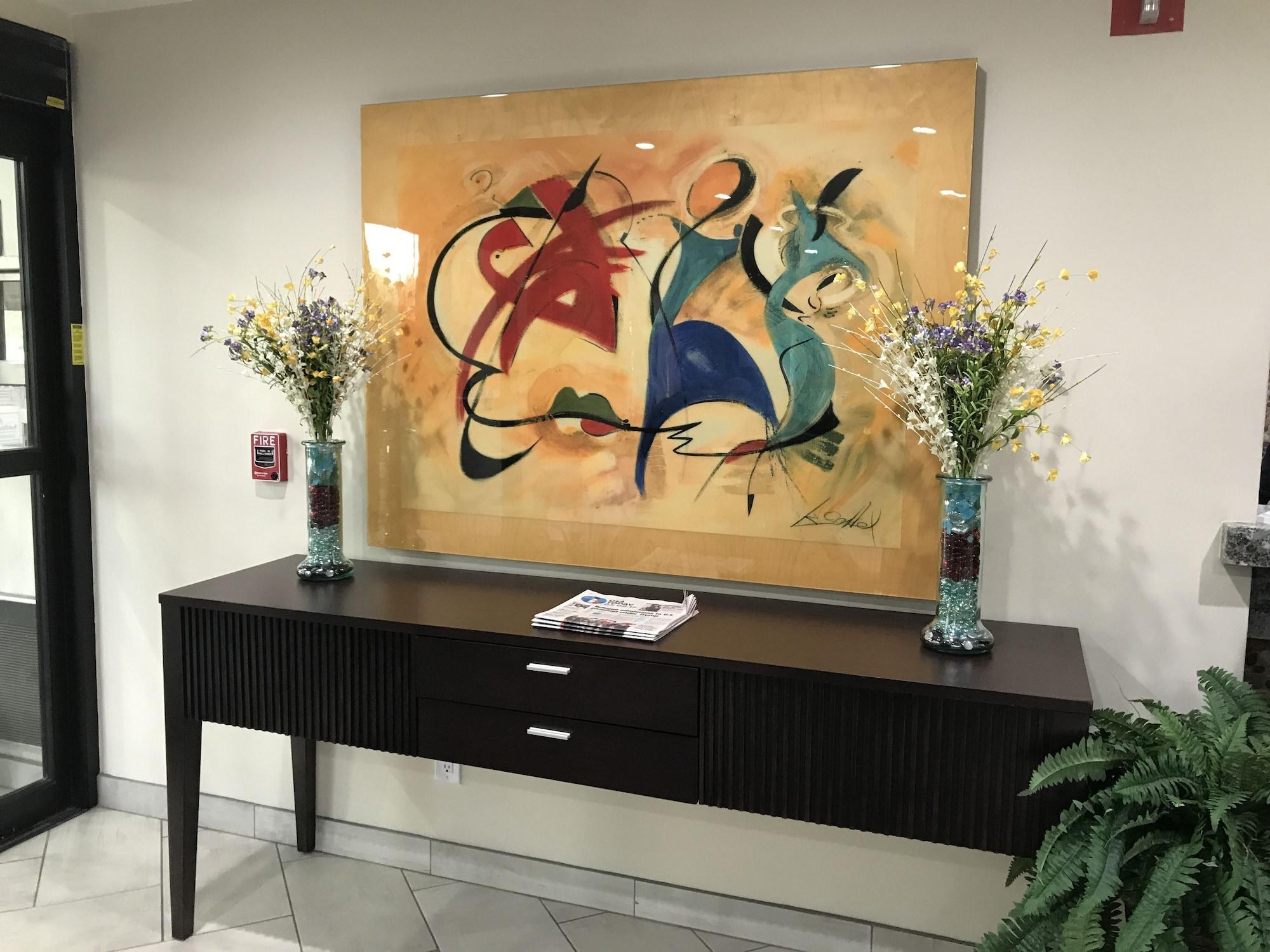 Vista Lobby Baymont by Wyndham Chicago/Alsip