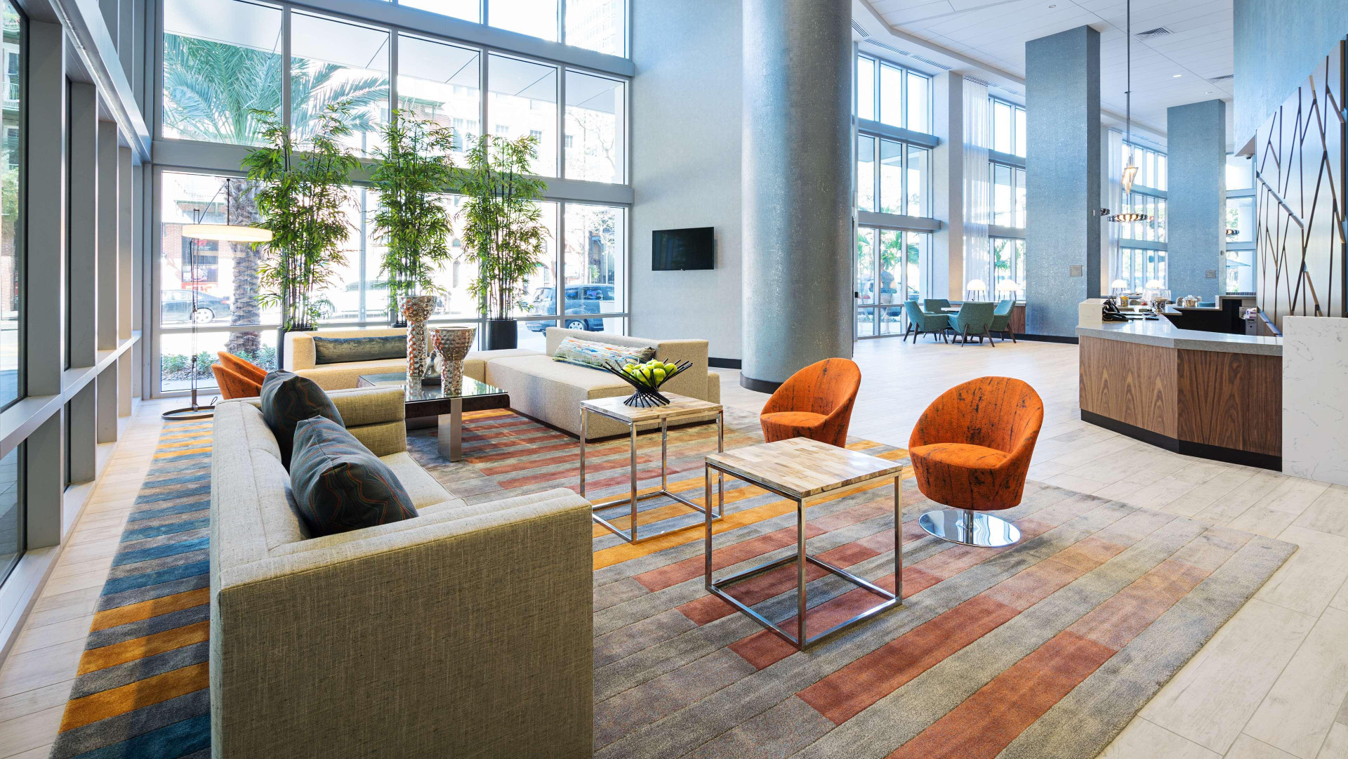 Vista Lobby Hyatt Place St. Petersburg / Downtown