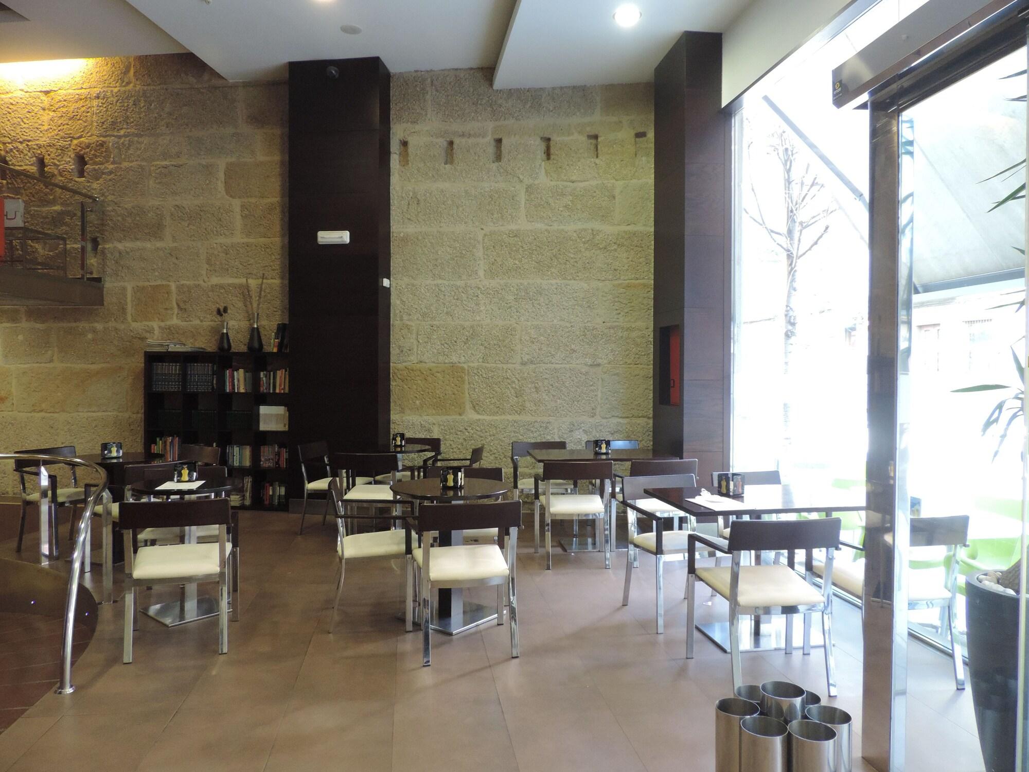 Bar/Salón Hotel Junquera