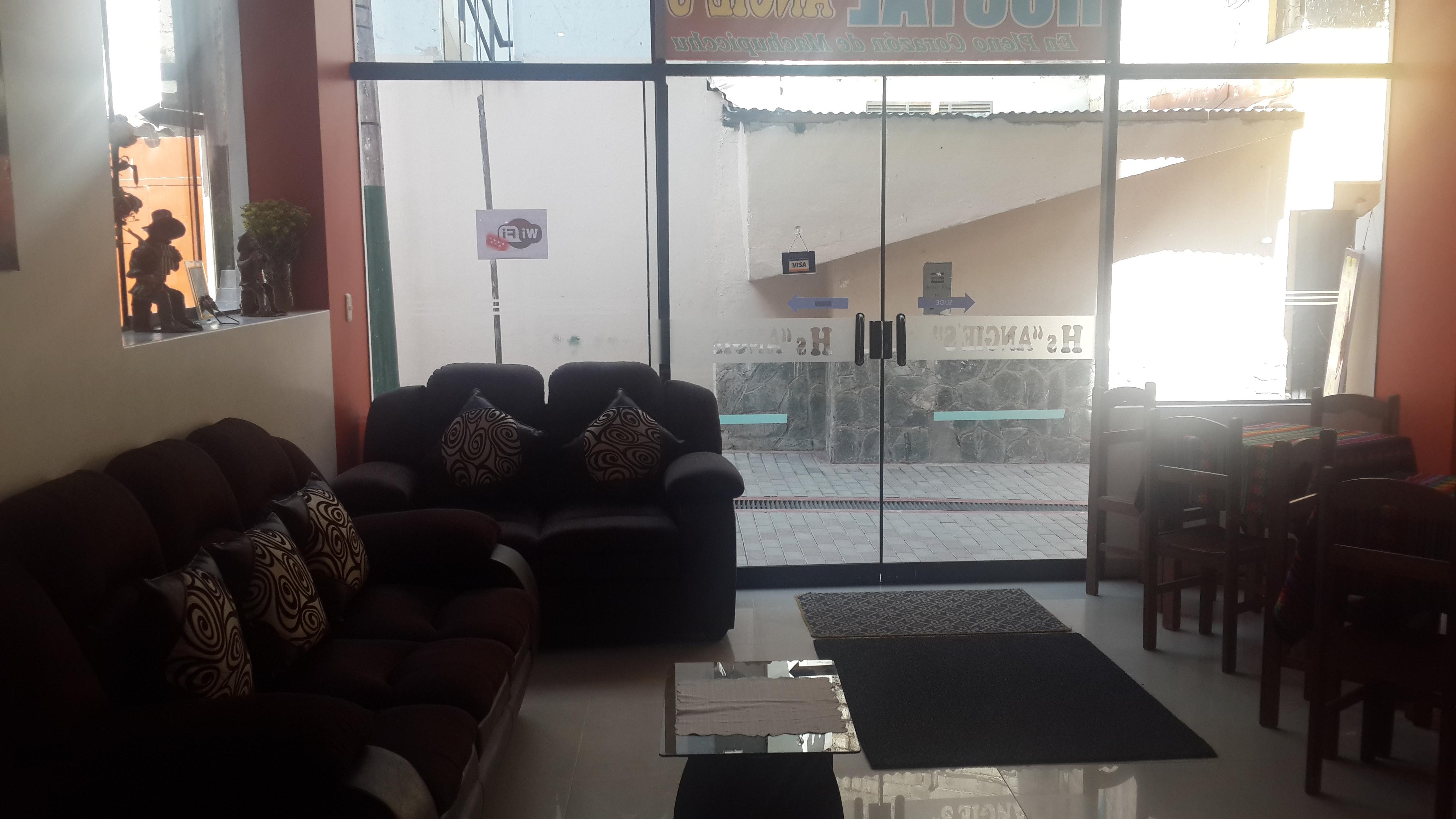 Vista Lobby Hostal Angies