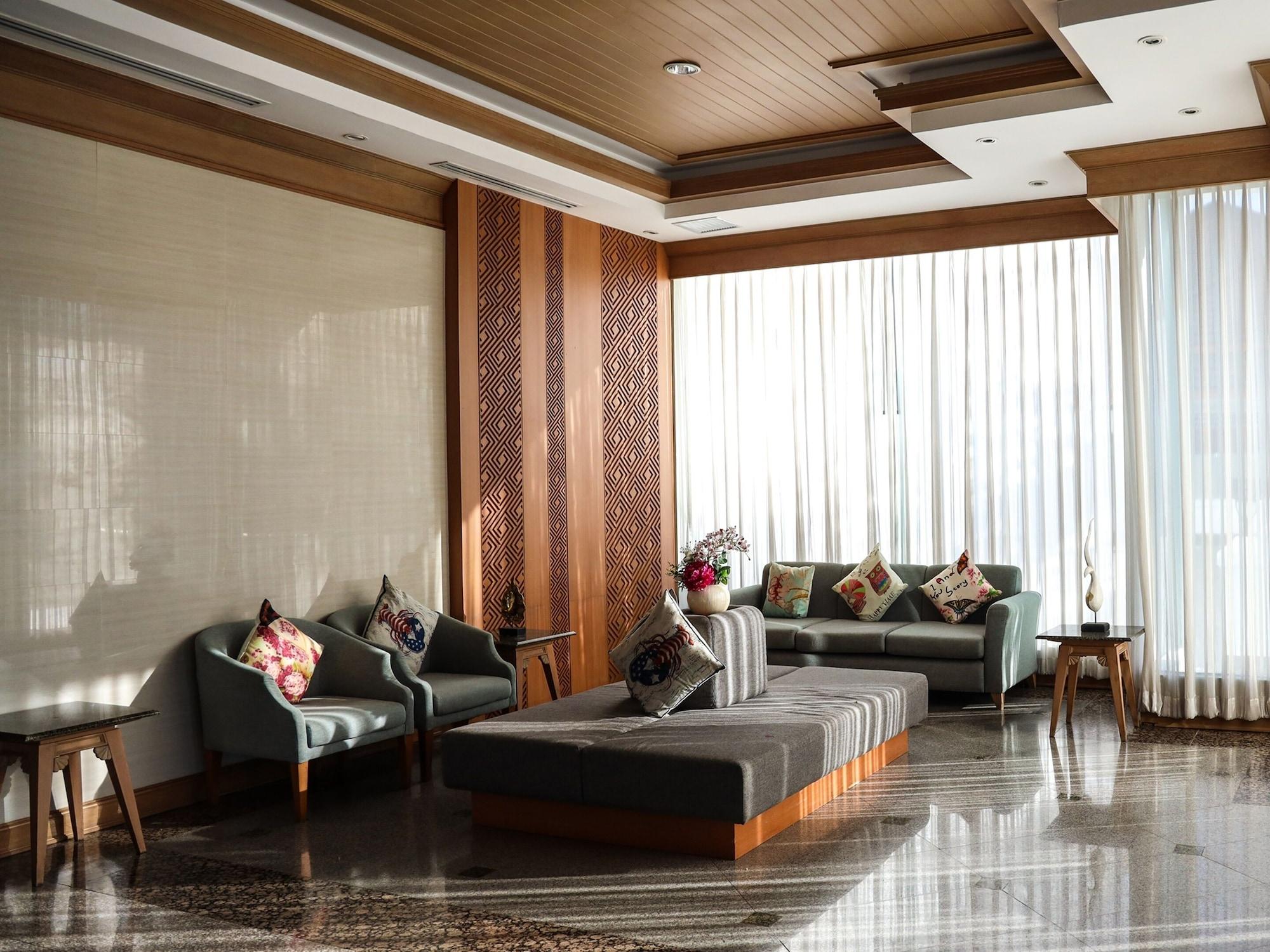 Vista Lobby Fortune River View Hotel Nakhon Phanom