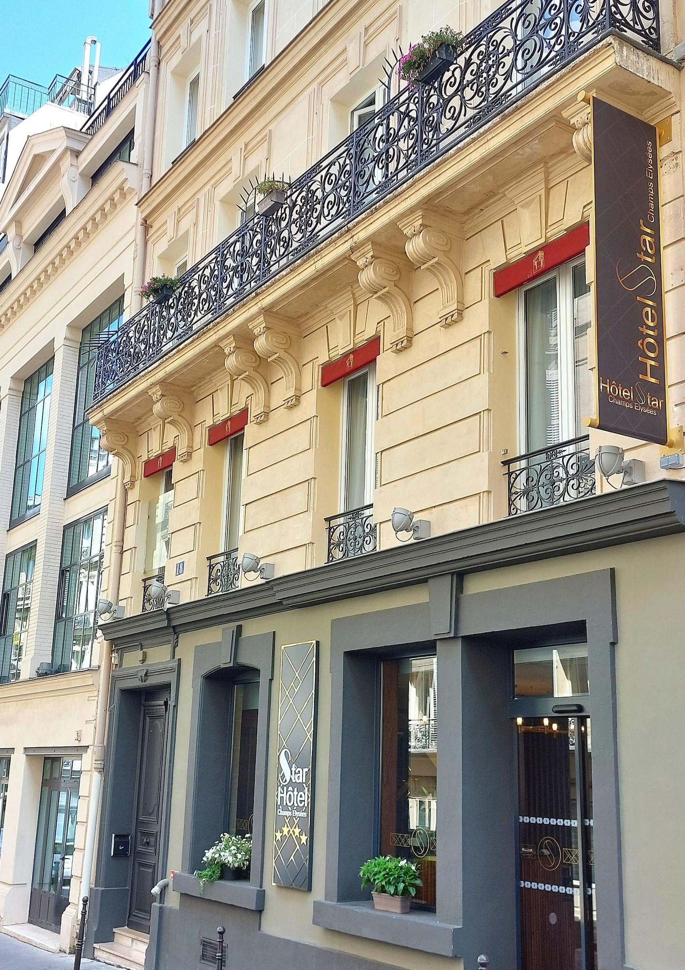 Vista Exterior Star Champs Elysées